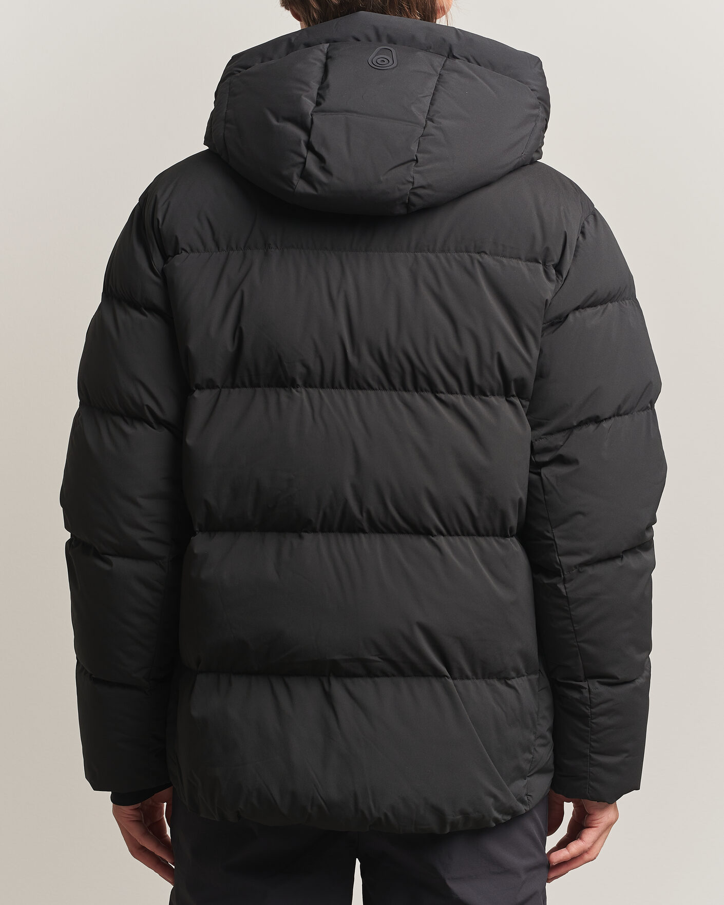 Herre | Jakker | Sail Racing | Cloud Stretch Down Hooded Jacket Carbon