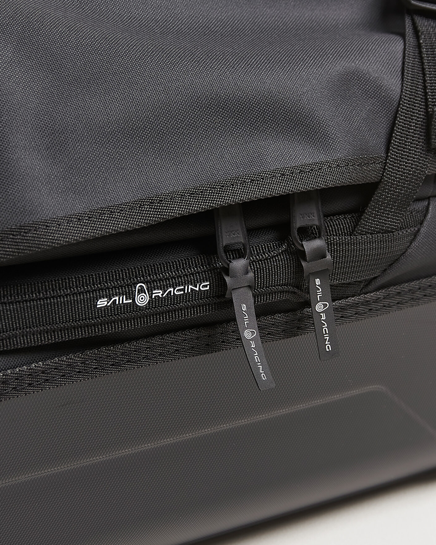 Herre | Vesker | Sail Racing | Delta Cabin Bag Carbon