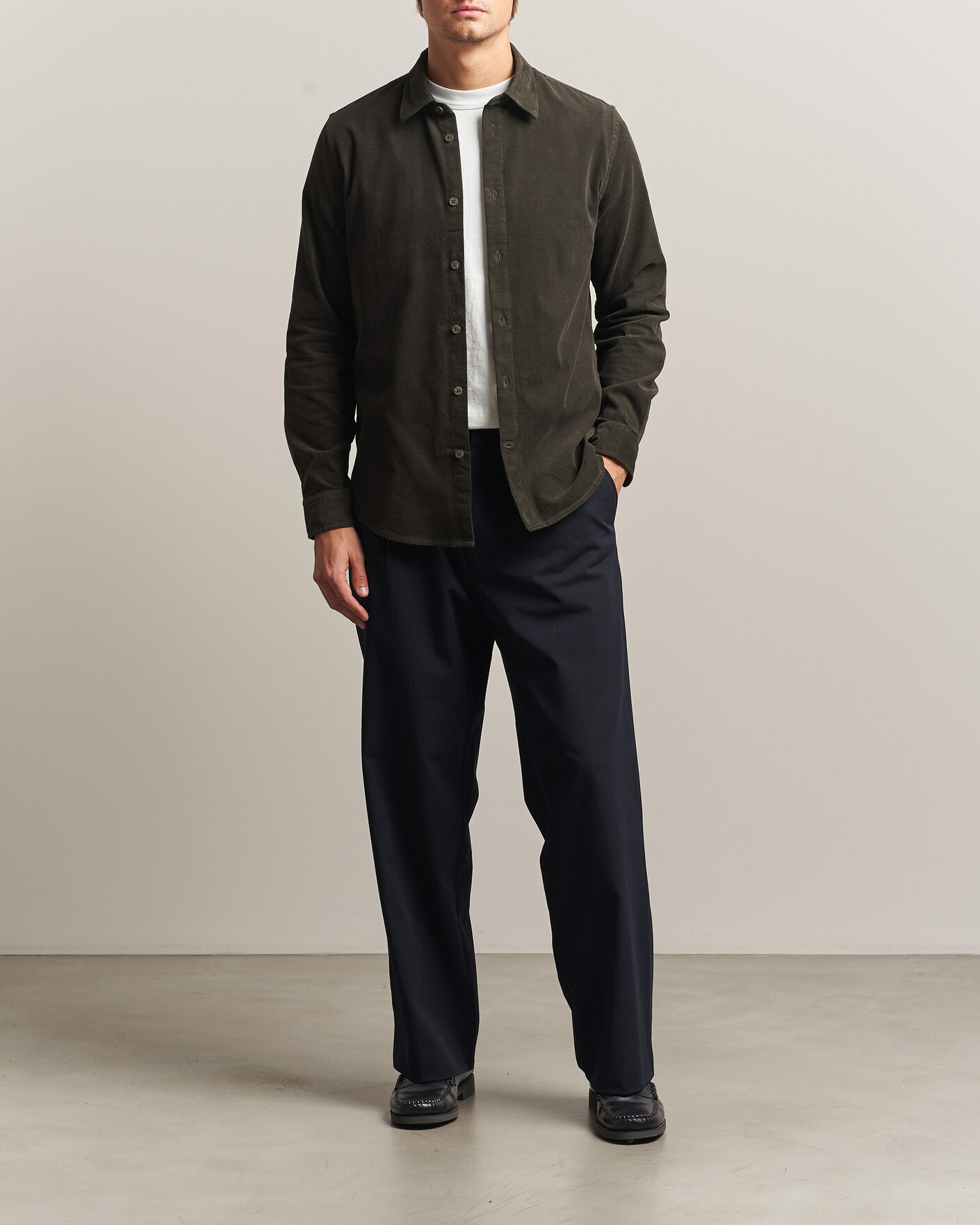 Herre | Skjorter | NN07 | Asher Baby Cord Shirt Capers Green