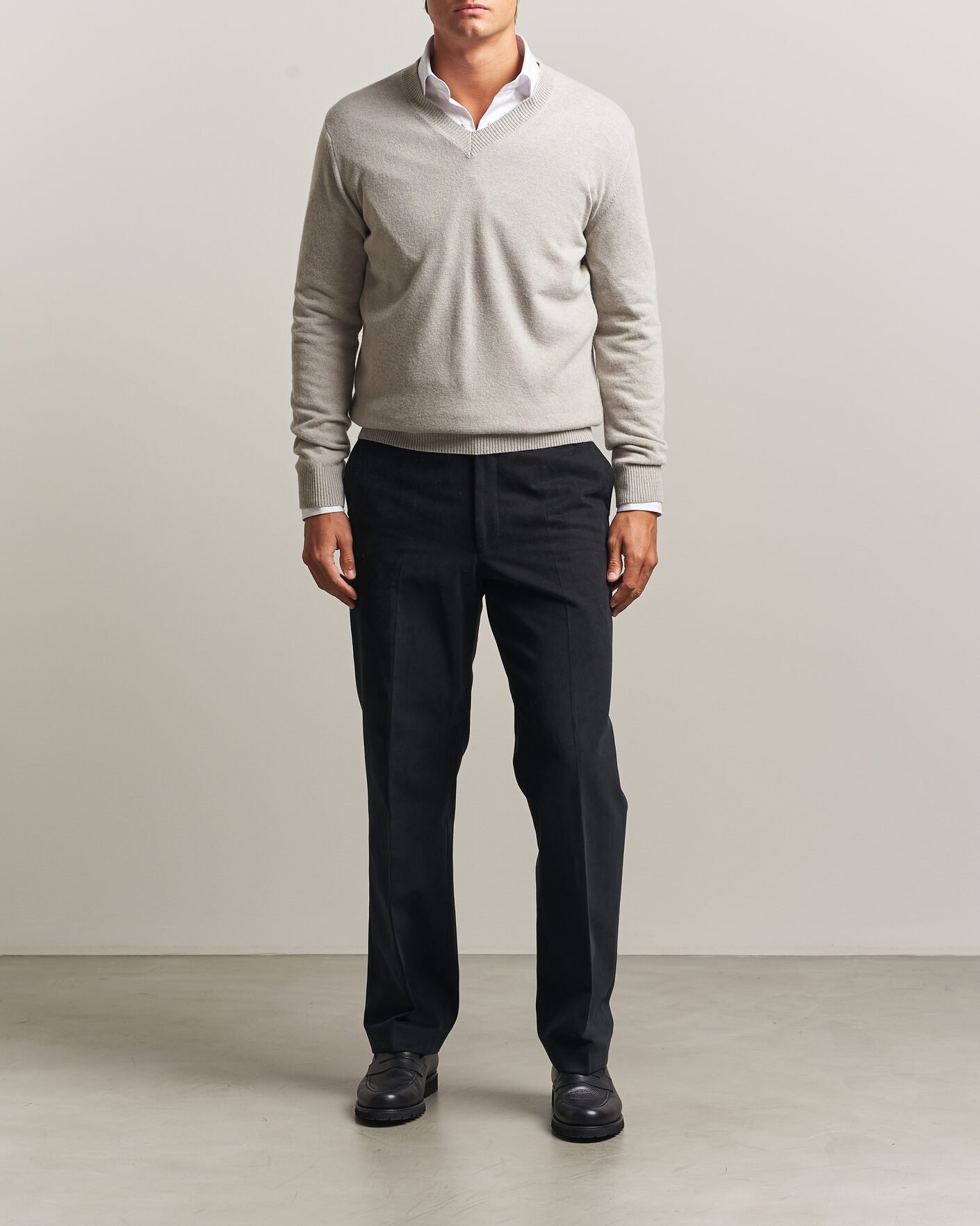 Herre | Gensere | Oscar Jacobson | Gregor Wool/Cashmere V-Neck Light Beige