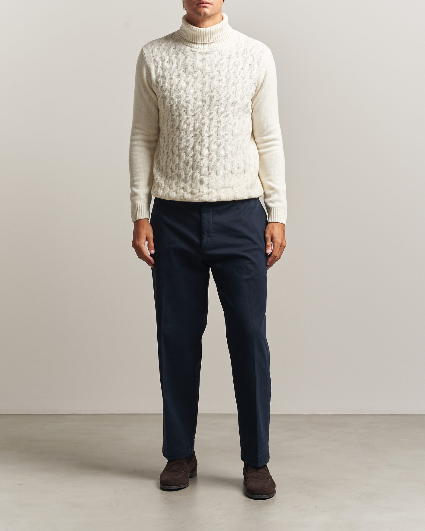 Herre | Gensere | Oscar Jacobson | Seppo Cable Knitted Rollneck White