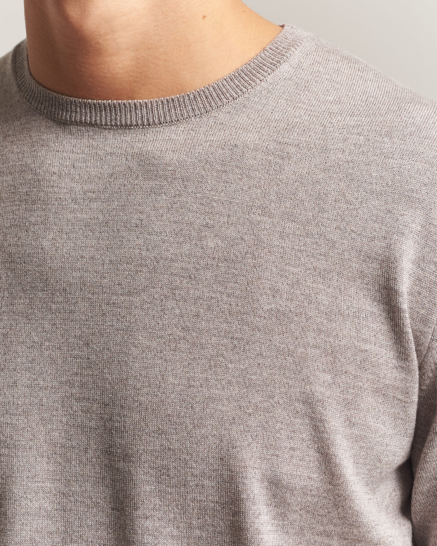 Herre | Gensere | Stenströms | Merino Patch Crew Neck Beige