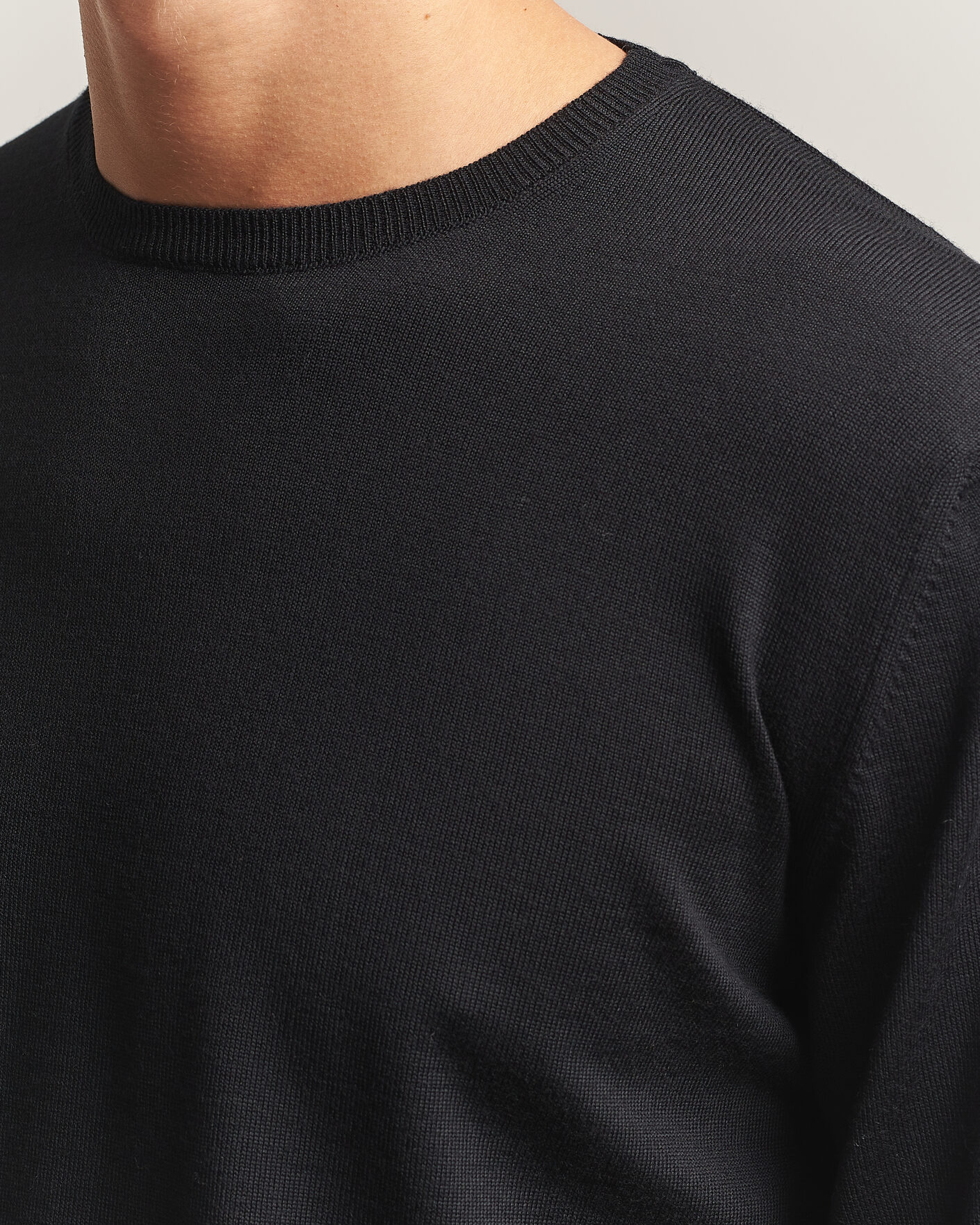 Herre | Gensere | Stenströms | Merino Patch Crew Neck Black