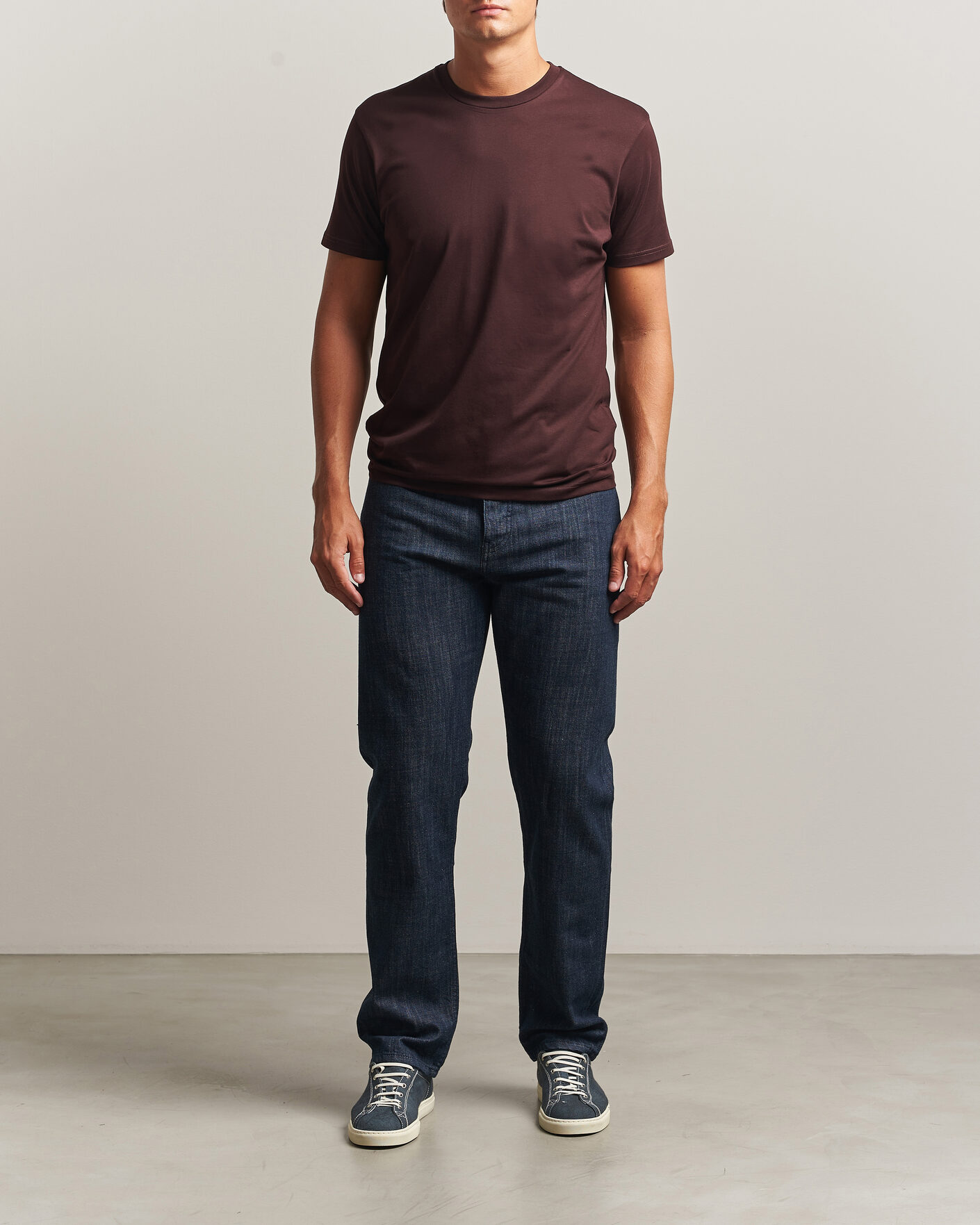 Herre | T-Shirts | Sunspel | Riviera Midweight T-Shirt Dark Brown