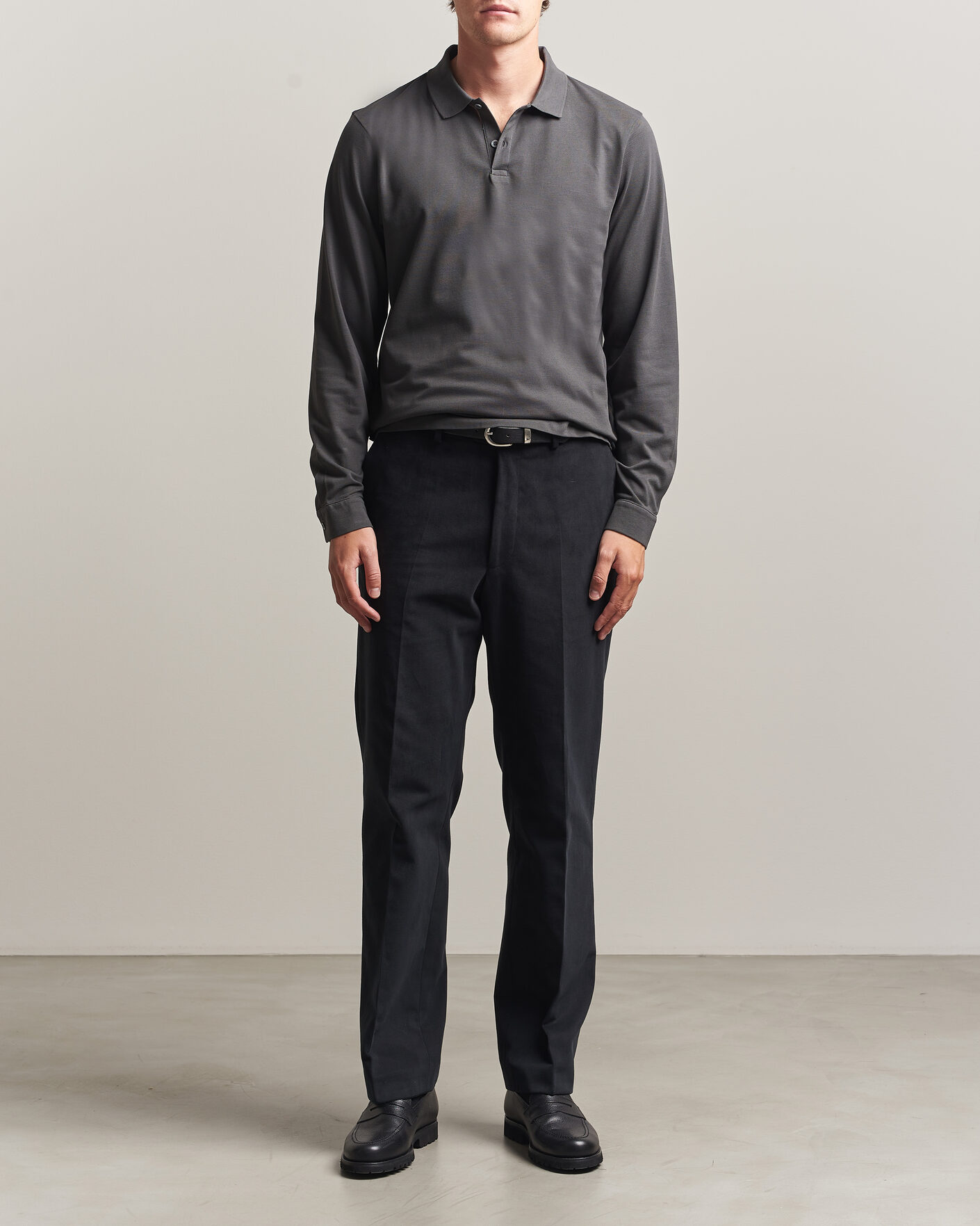 Herre | Pikéer | Sunspel | Supima Cotton Long Sleeve Pique Polo Anthracite