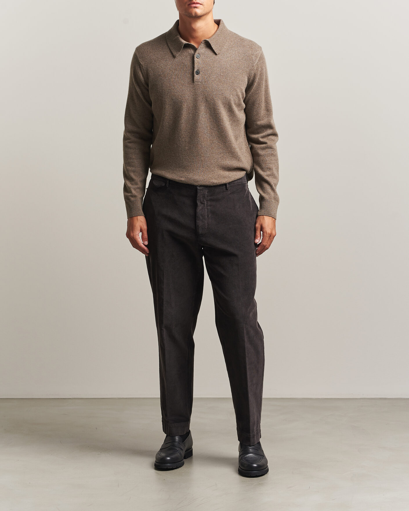 Herre | Gensere | Sunspel | Cashmere Polo Taupe