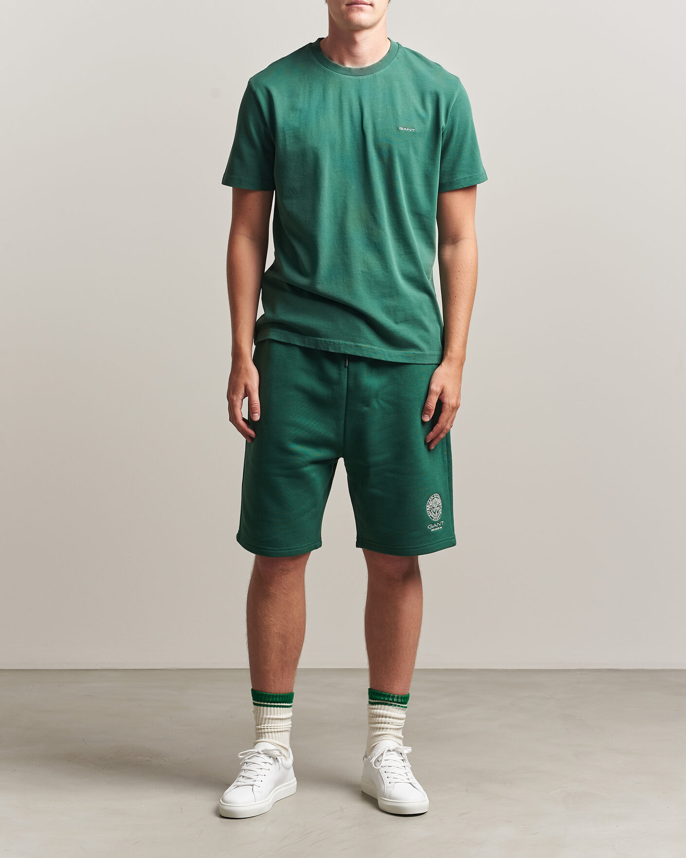 Herre | T-Shirts | Gant | Tournament Crew Neck T-Shirt Green