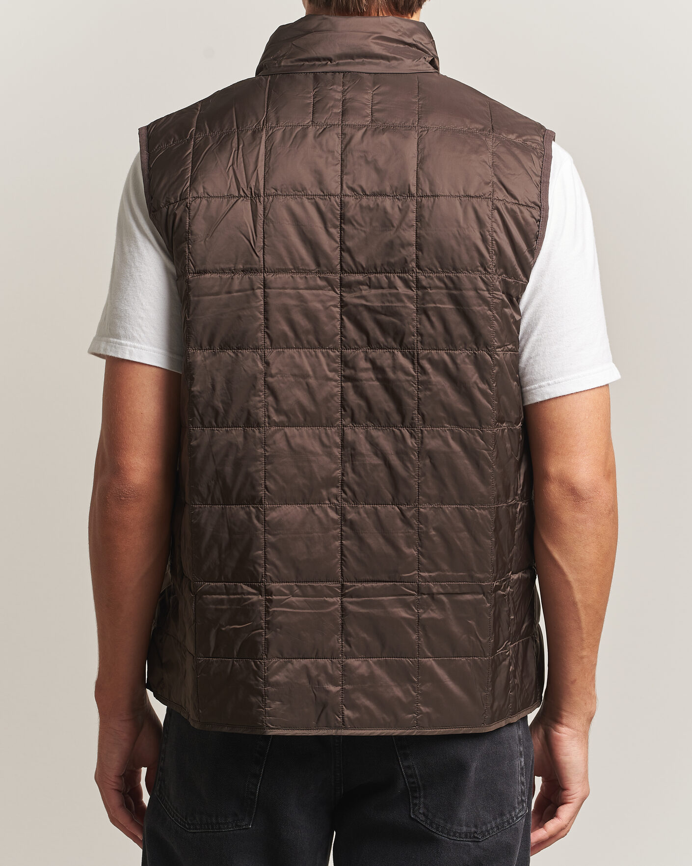 Herre | Vester | TAION | High Neck Full Zip Lightweight Down Vest Dark Choco