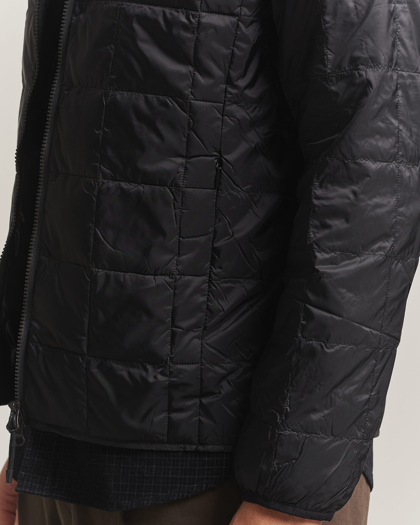 Herre | Jakker | TAION | High Neck Full Zip Lightweight Down Jacket Black