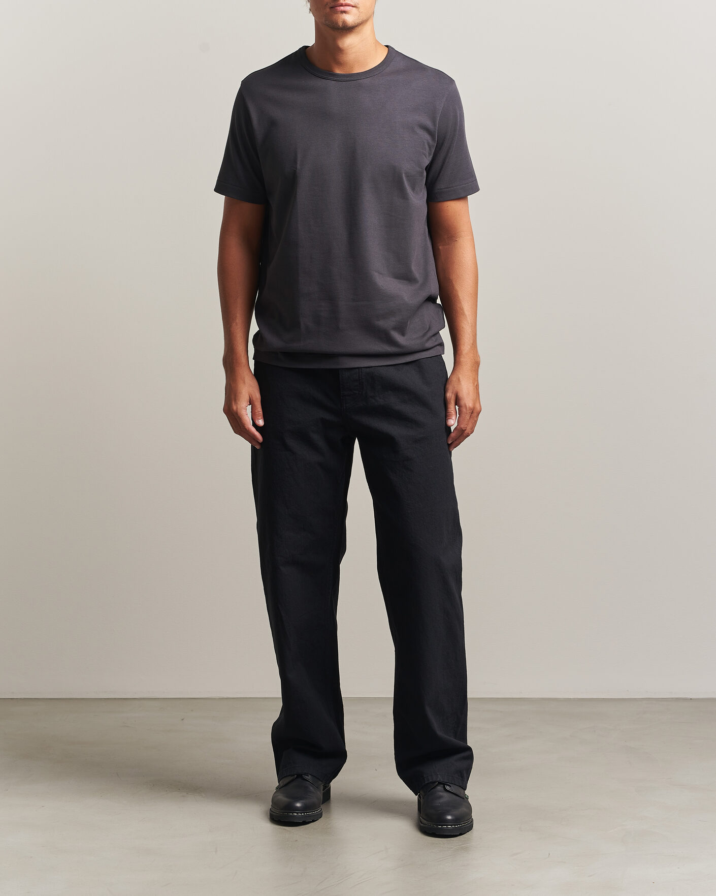 Herre | T-Shirts | Merz b. Schwanen | Classic Fit Sturdy Loopwheeled T-Shirt Charcoal