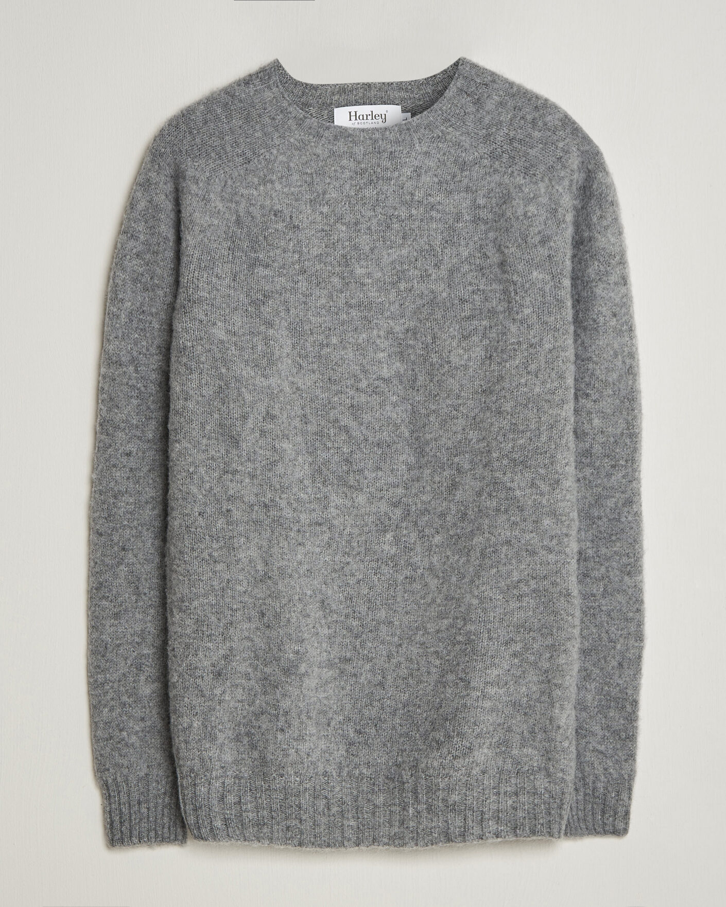 Herre | Gensere | Harley Of Scotland | Brushed Supersoft Lambswool Crewneck Mid Grey