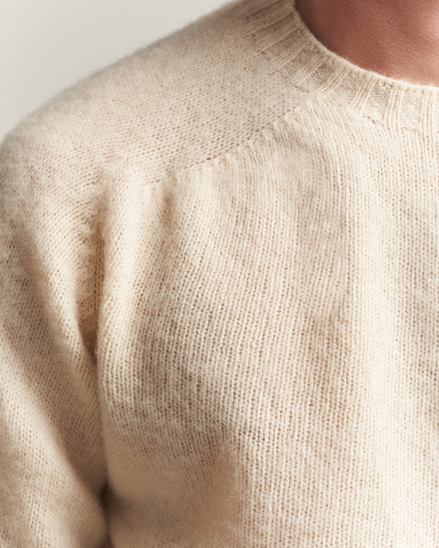 Herre | Gensere | Harley Of Scotland | Brushed Supersoft Lambswool Crewneck Vanilla