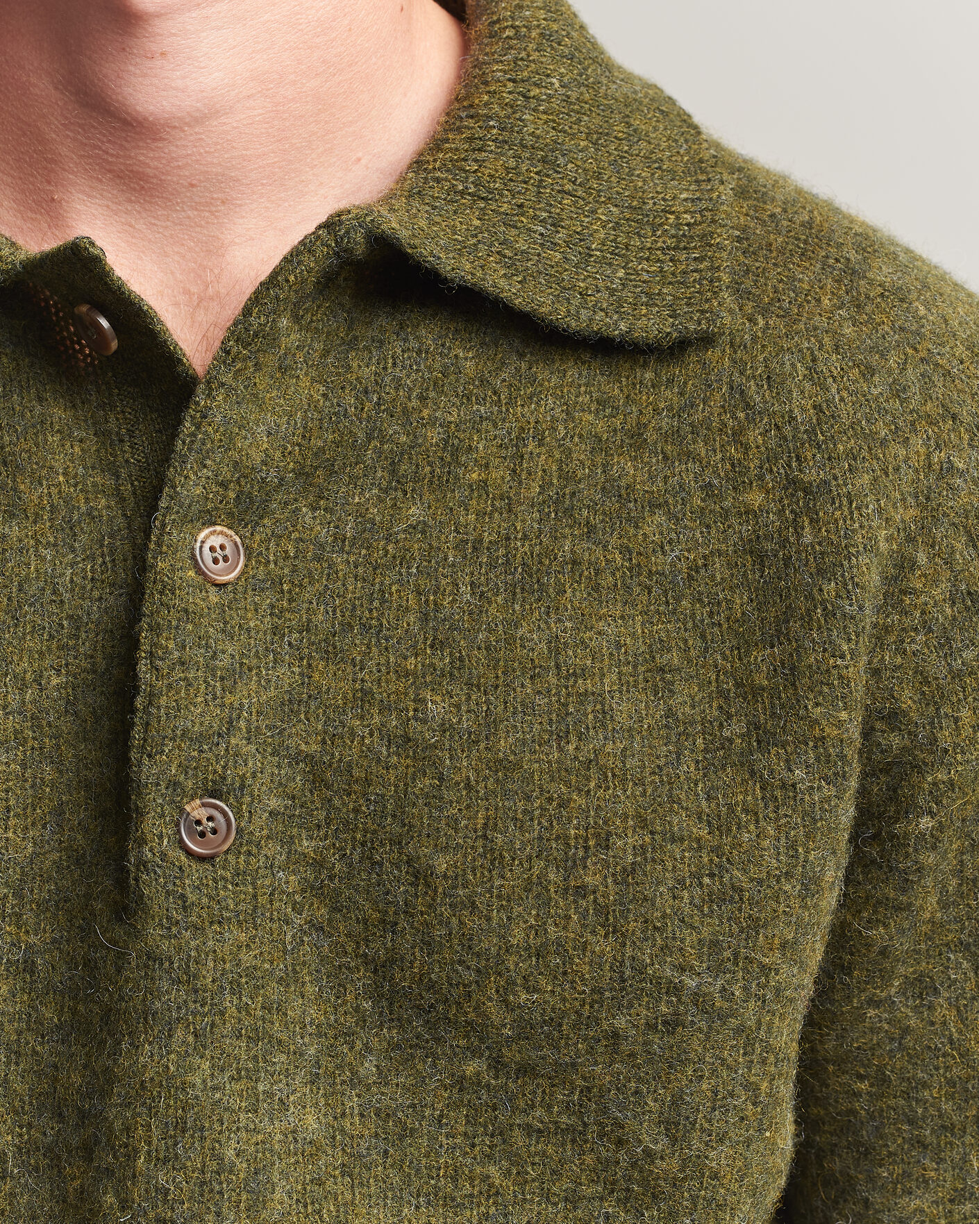 Herre | Gensere | Harley Of Scotland | Brushed Supersoft Lambswool Polo Scots Pine