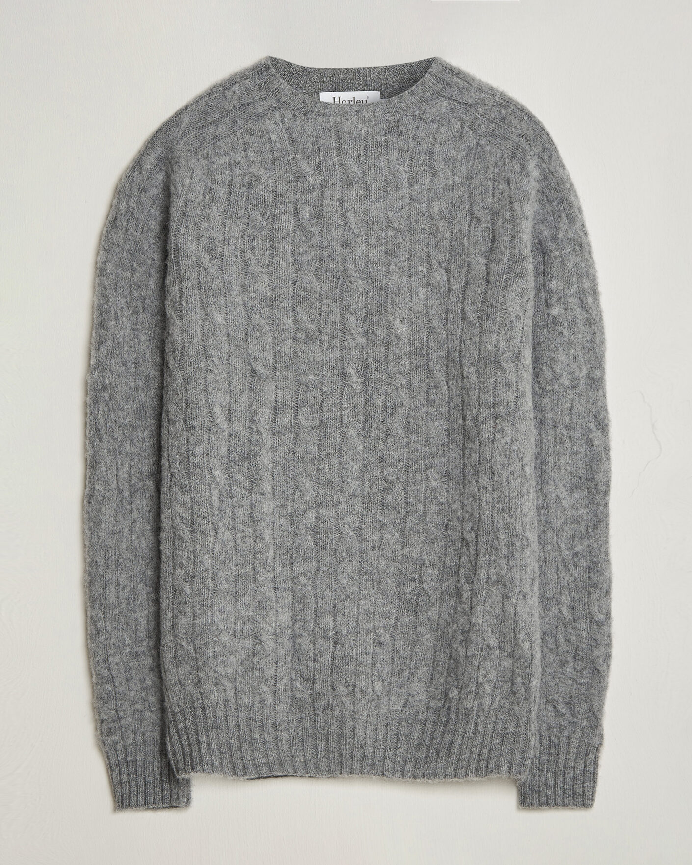Herre | Gensere | Harley Of Scotland | Brushed Supersoft Lambswool Cable Mid Grey