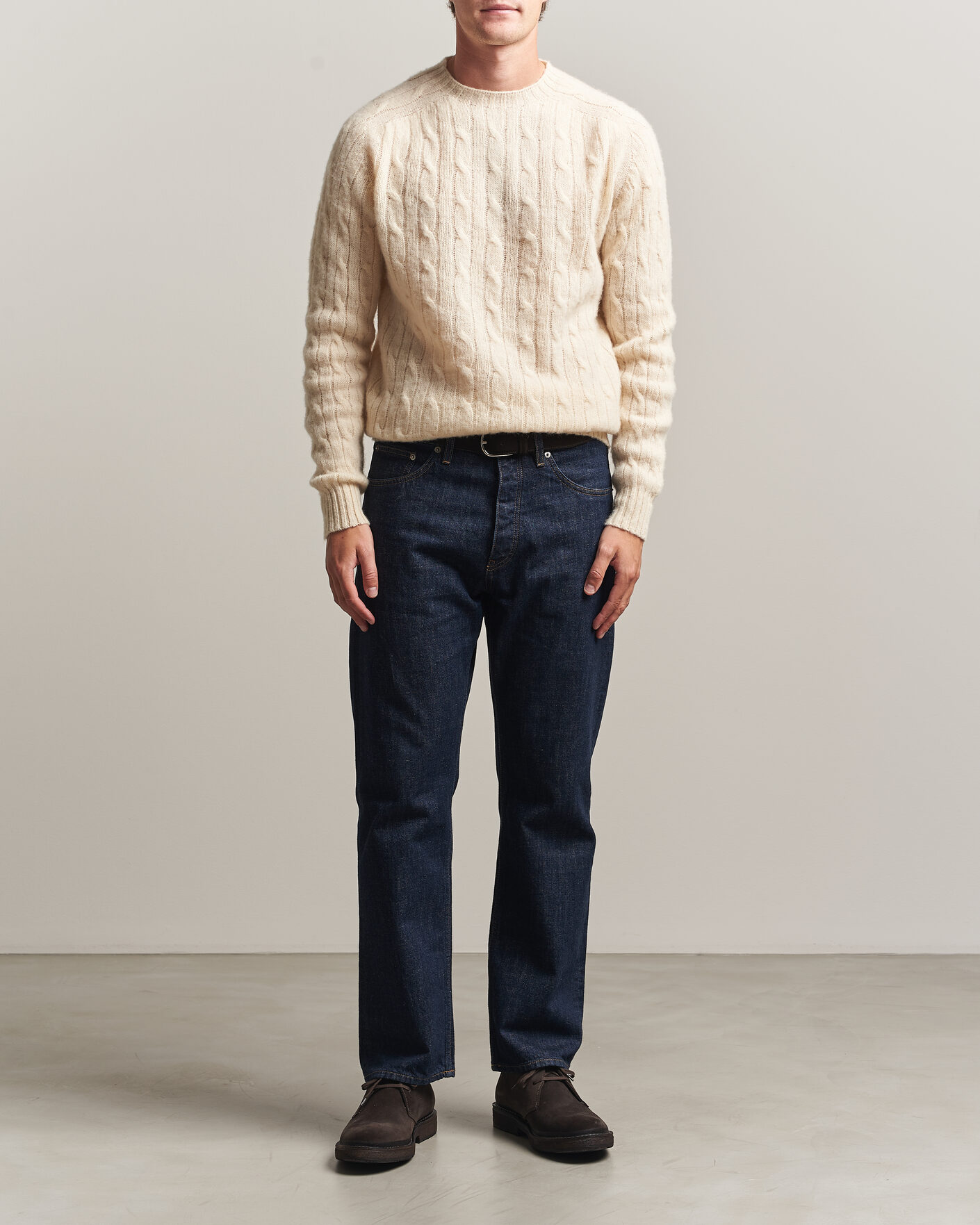 Herre | Gensere | Harley Of Scotland | Brushed Supersoft Lambswool Cable Vanilla