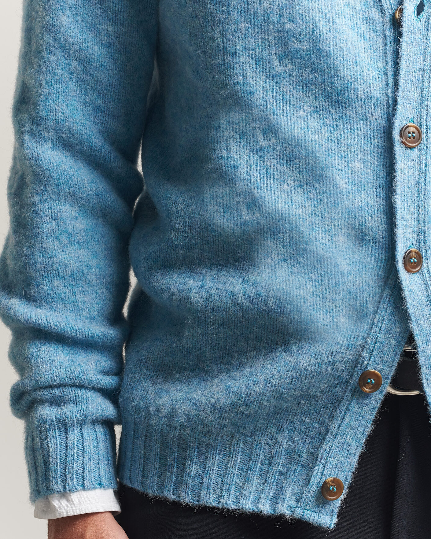 Herre | Gensere | Harley Of Scotland | Brushed Supersoft Lambswool Cardigan Loch Blue