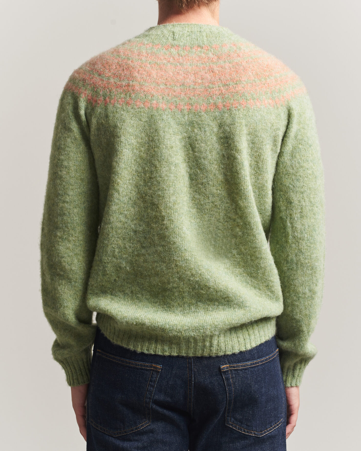 Herre | Gensere | Harley Of Scotland | Brushed Supersoft Lambswool Yolk Fairisle Sage/Parfait
