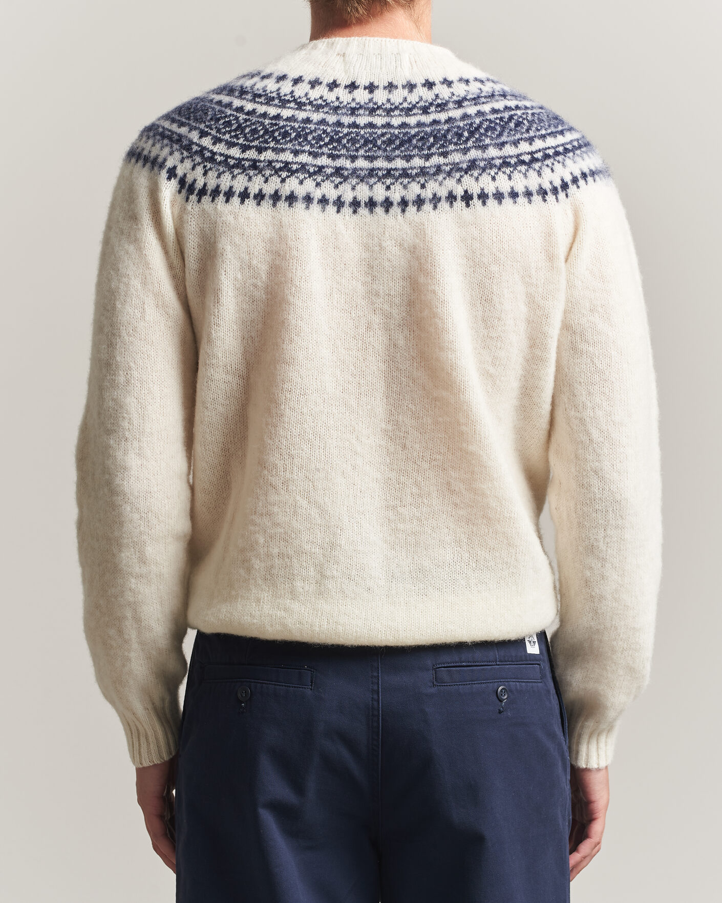 Herre | Gensere | Harley Of Scotland | Brushed Supersoft Lambswool Yolk Fairisle Snow White/Navy