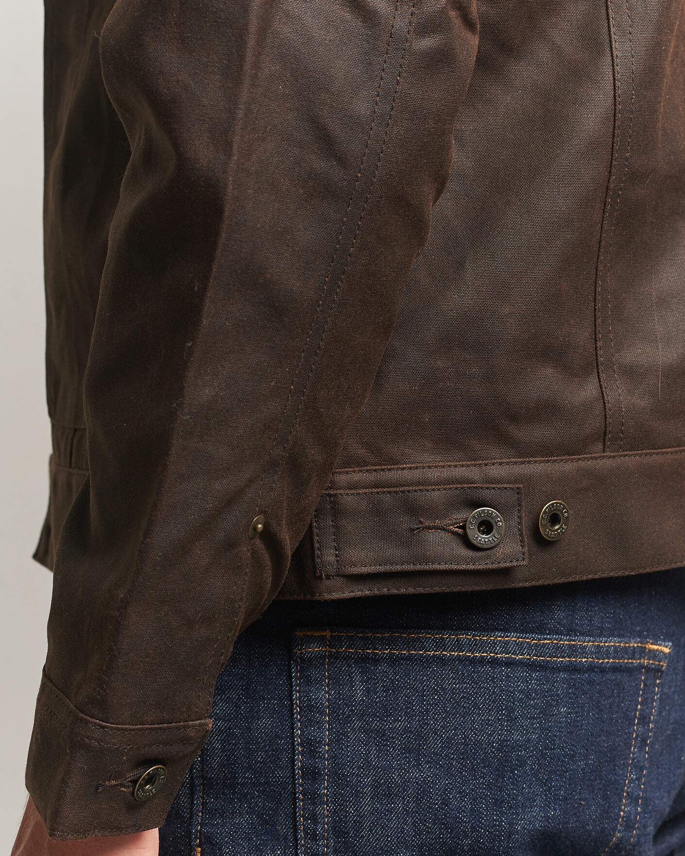 Herre | Jakker | Filson | Short Lined Tin Cloth Cruiser Dark Brown