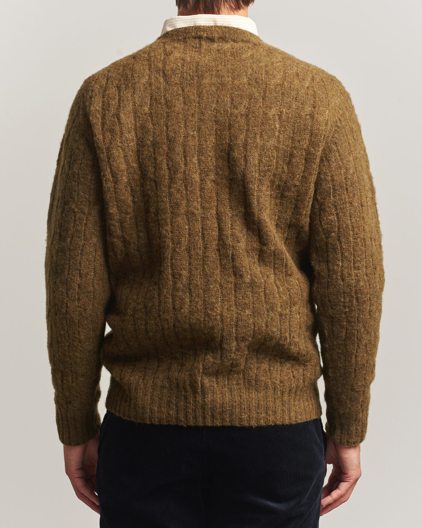 Herre | Gensere | Drake's | Brushed Shetland Cable Crew Moorland Olive