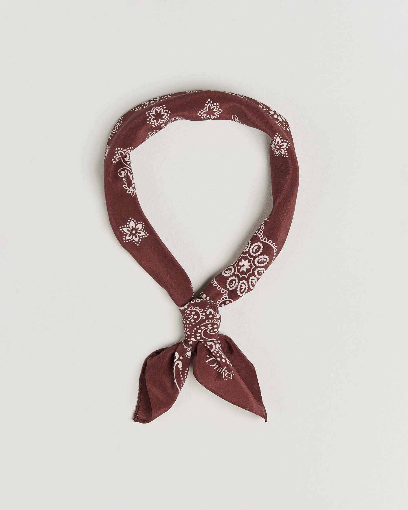 Herre | Scarves | Drake's | Traditional Silk Bandana Burgundy