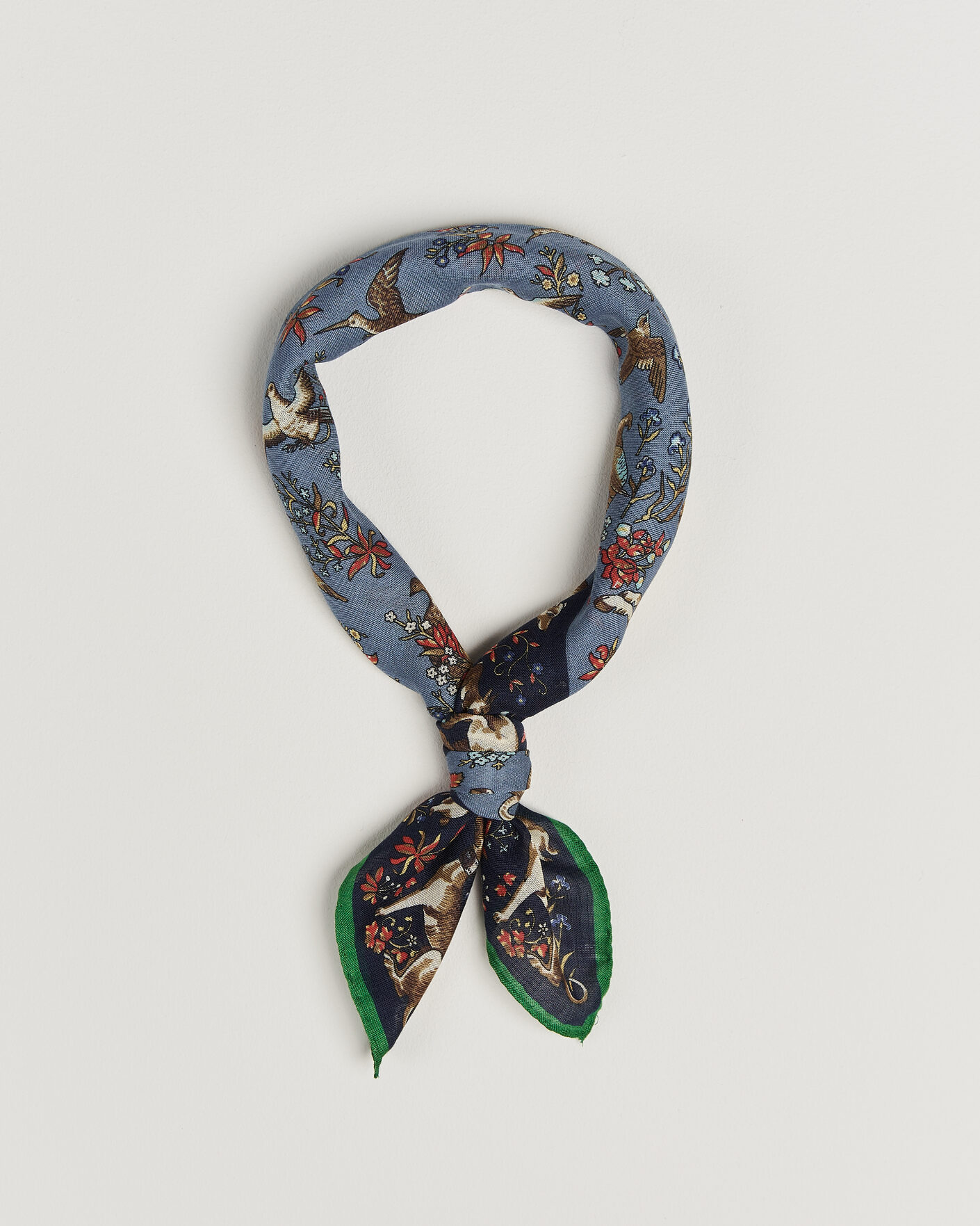 Herre | Scarves | Drake's | Unicorn Tapestry Wool/Silk Bandana Navy