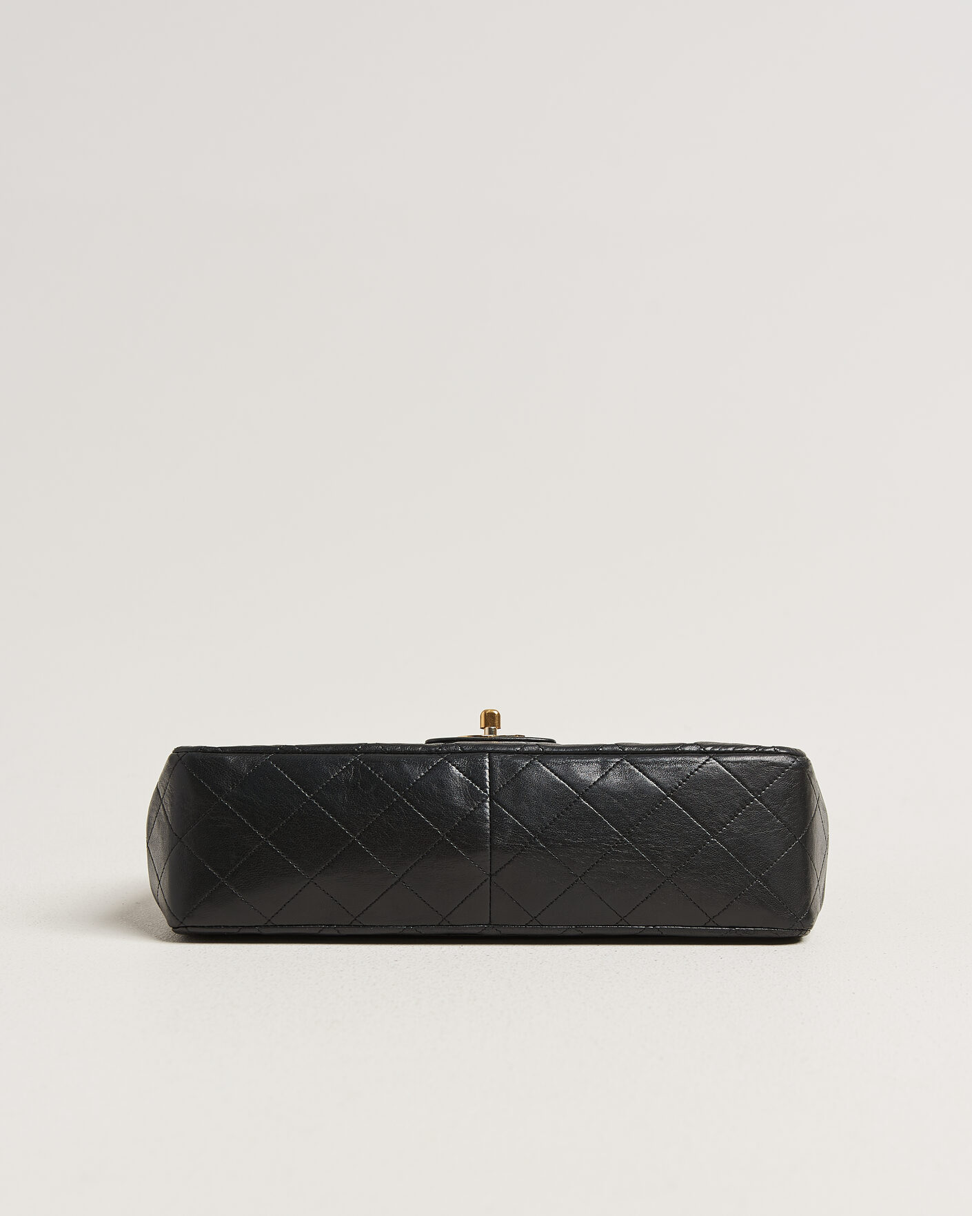 Herre | Pre-Owned & Vintage Bags | Chanel Pre-Owned | Vintage Classic Flap Bag Lambskin Black