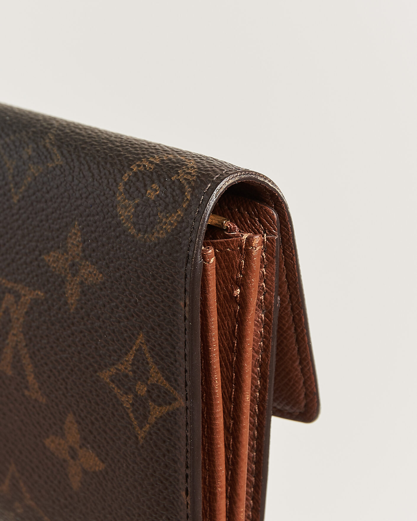 Herre | Pre-Owned & Vintage Bags | Louis Vuitton Pre-Owned | Multiple Wallet Monogram