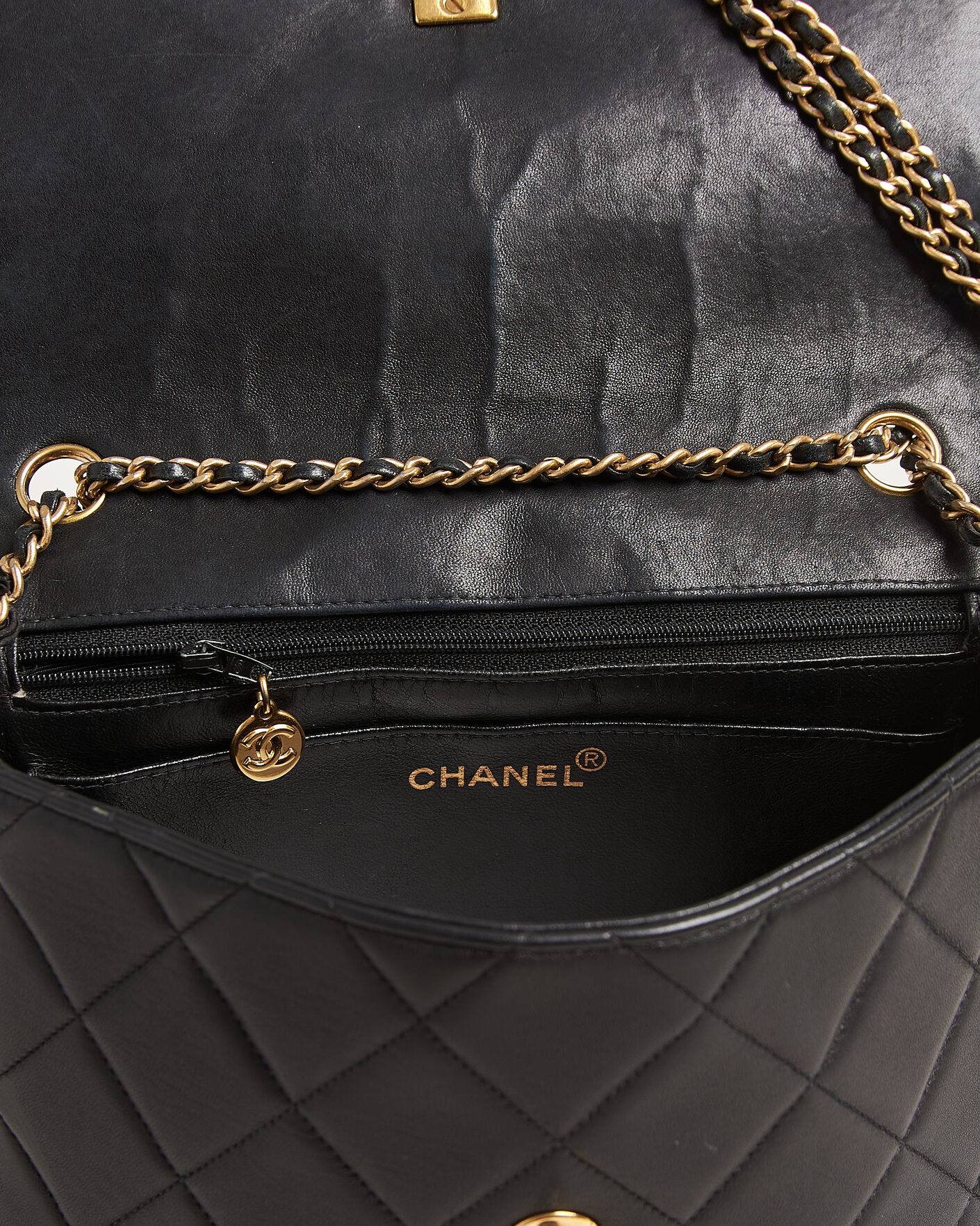 Herre | Pre-Owned & Vintage Bags | Chanel Pre-Owned | Single Flap Bag Lambskin Black