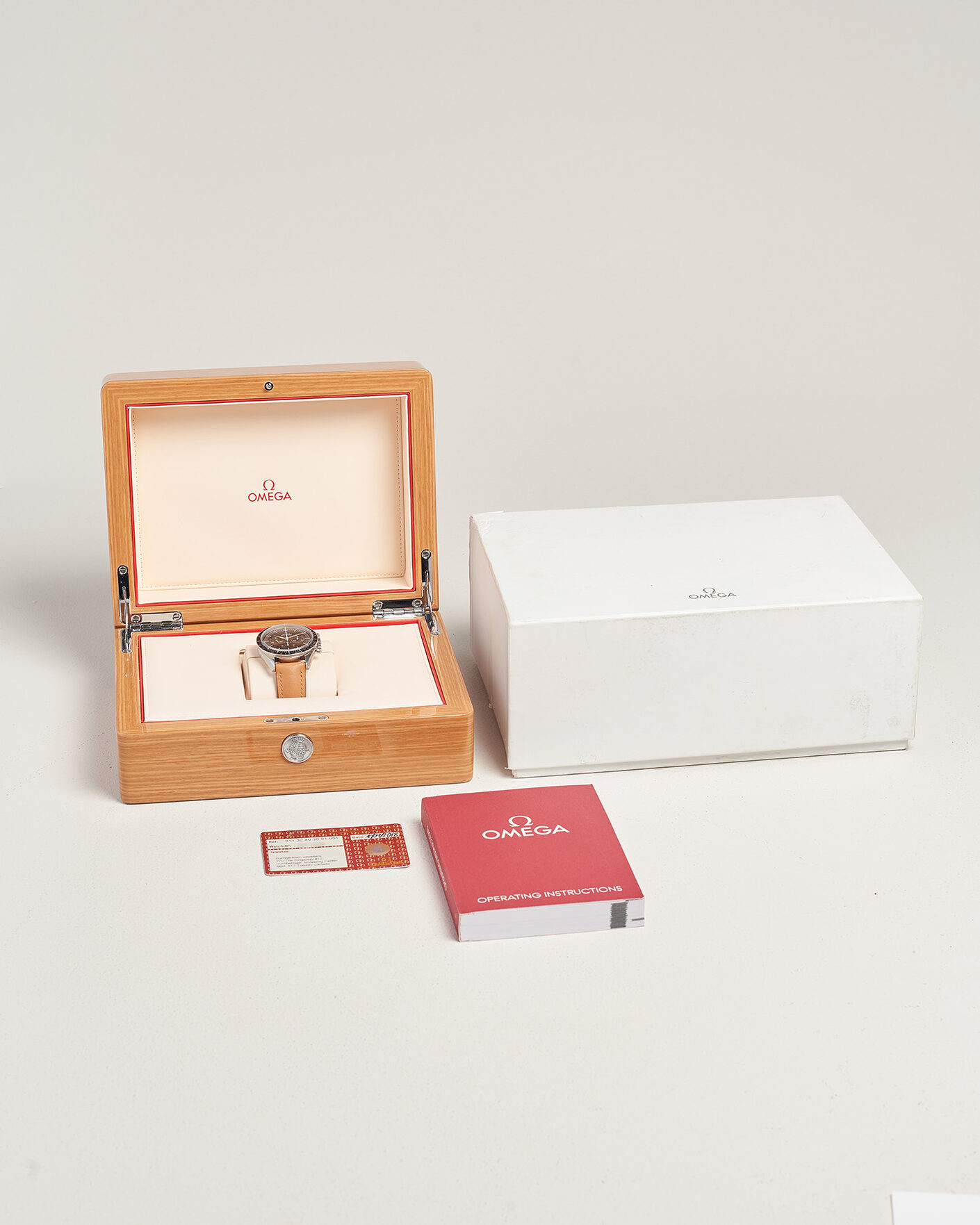 Herre | Pre-Owned & Vintage Watches | Omega Pre-Owned | First Omega in Space