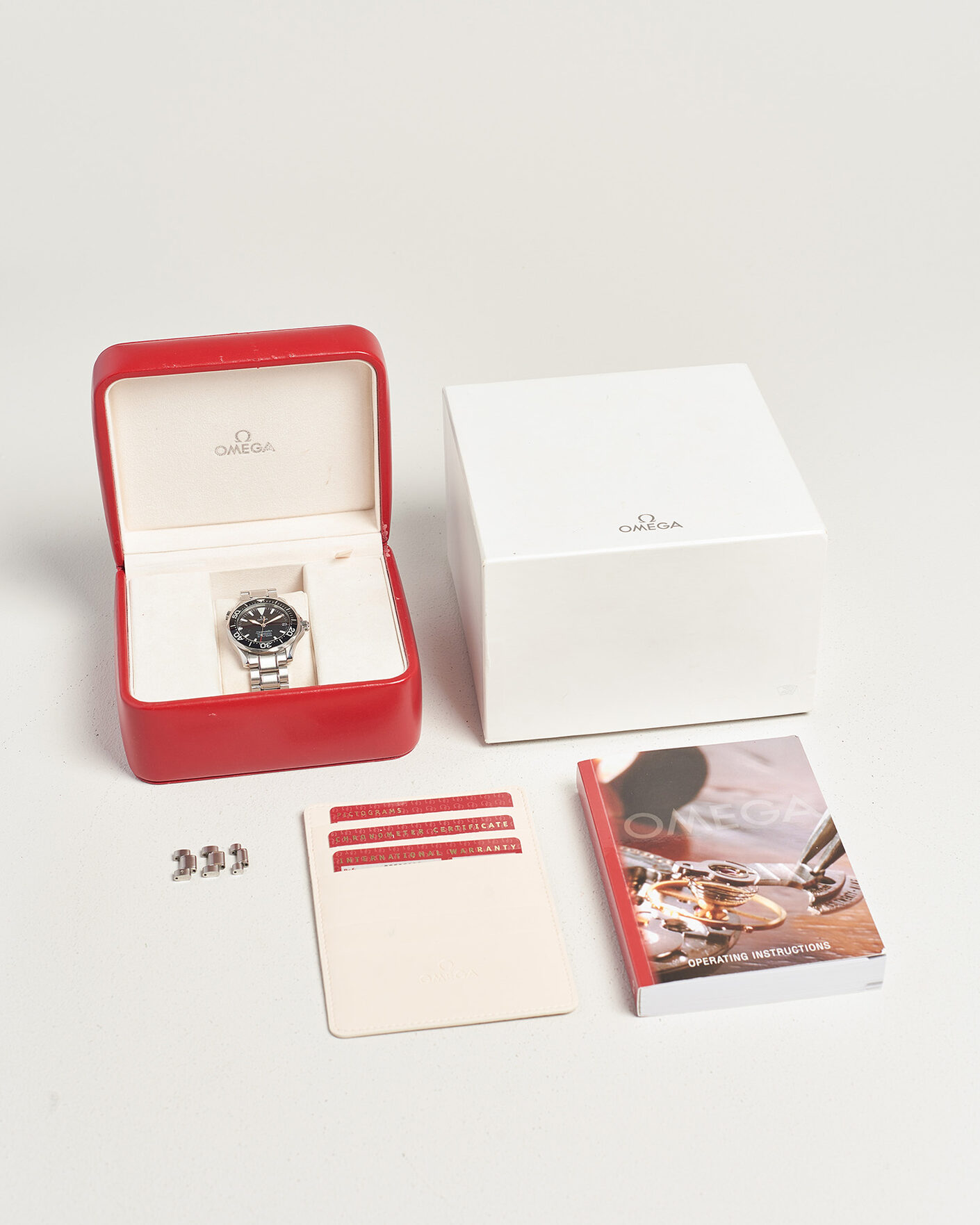 Herre | Pre-Owned & Vintage Watches | Omega Pre-Owned | Seamaster 300M Peter Blake 36mm