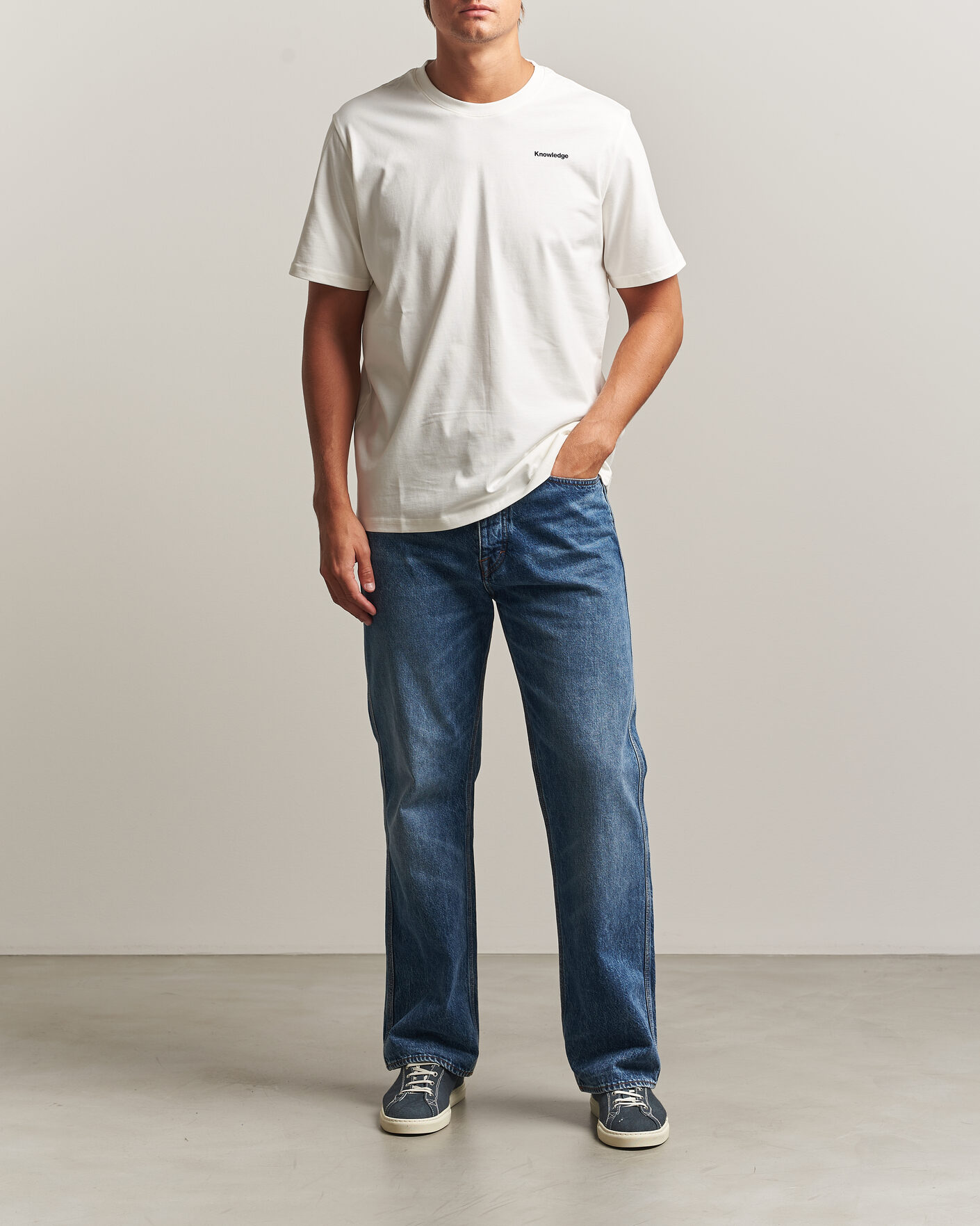 Herre | T-Shirts | KnowledgeCotton Apparel | Back Print T-Shirt Egret