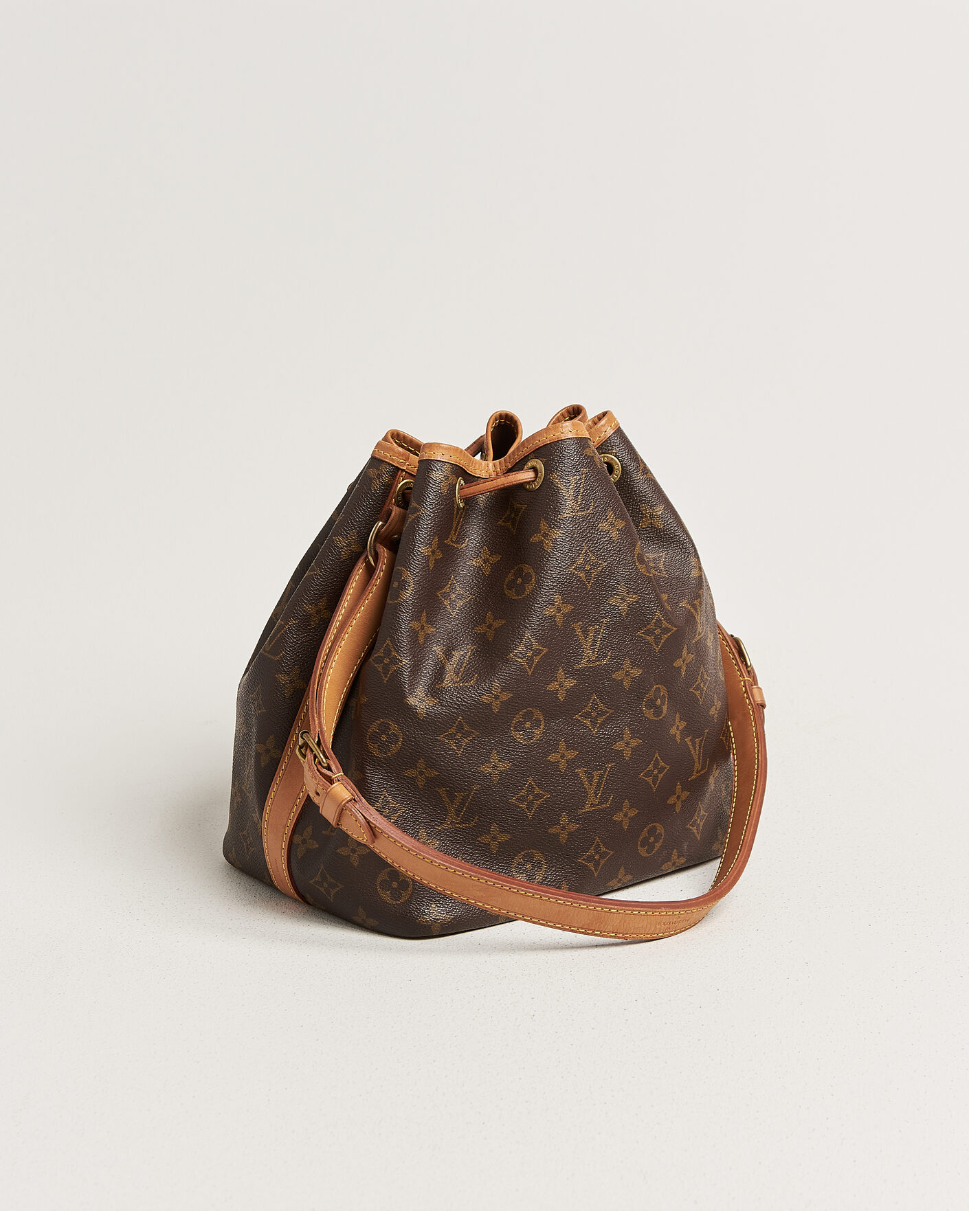 Herre | Pre-Owned & Vintage Bags | Louis Vuitton Pre-Owned | Petit Noé Monogram