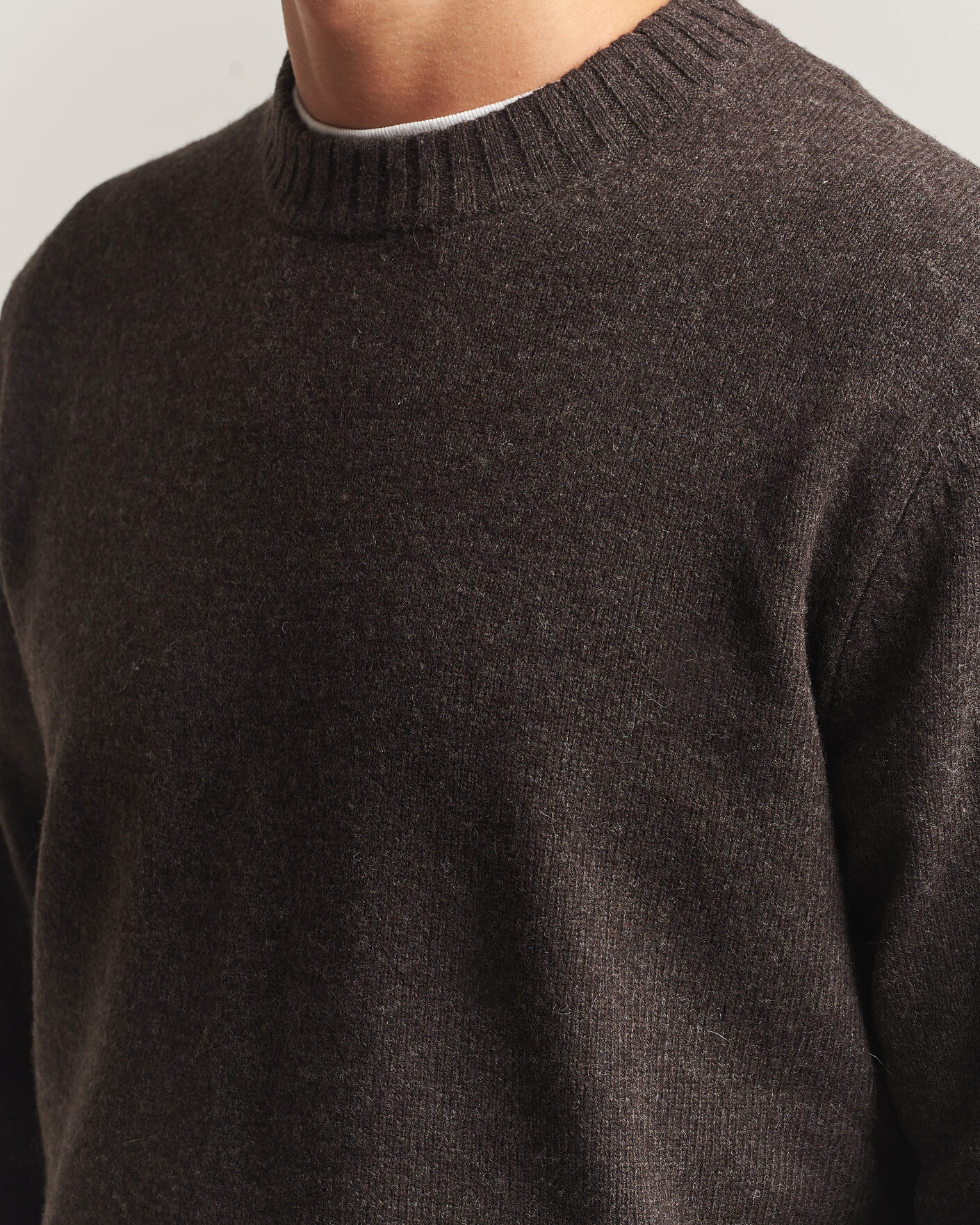 Herre | Gensere | A Day's March | Marlow Lambswool Sweater Dark Brown
