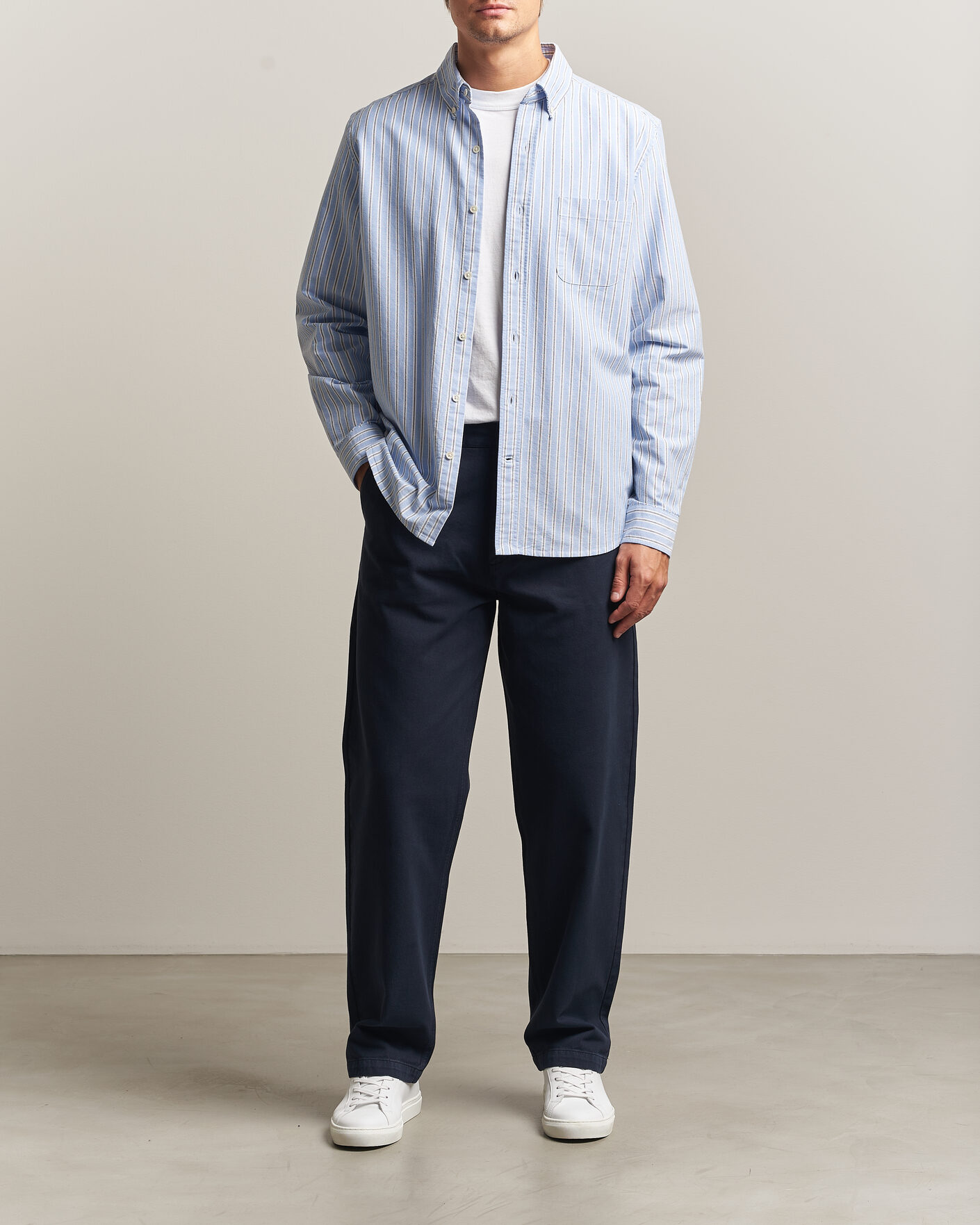 Herre | Skjorter | A Day's March | Classic Flag Striped Oxford Shirt White/Blue/Black