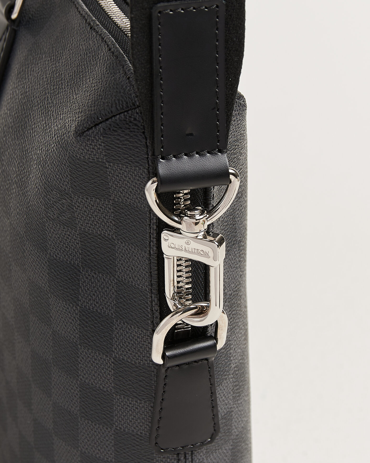 Herre | Pre-Owned & Vintage Bags | Louis Vuitton Pre-Owned | Porte Documents Bag Damier Graphite