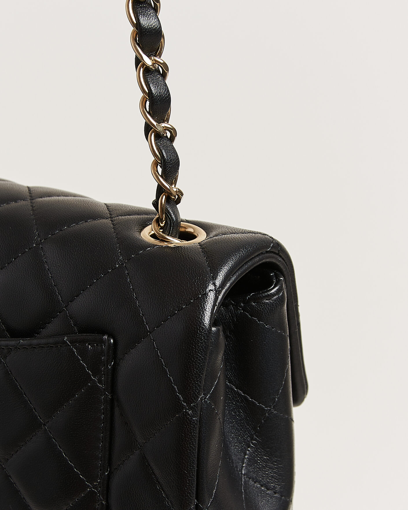 Herre | Pre-Owned & Vintage Bags | Chanel Pre-Owned | Classic Mini Rectangular Single Flap Bag Lambskin Black
