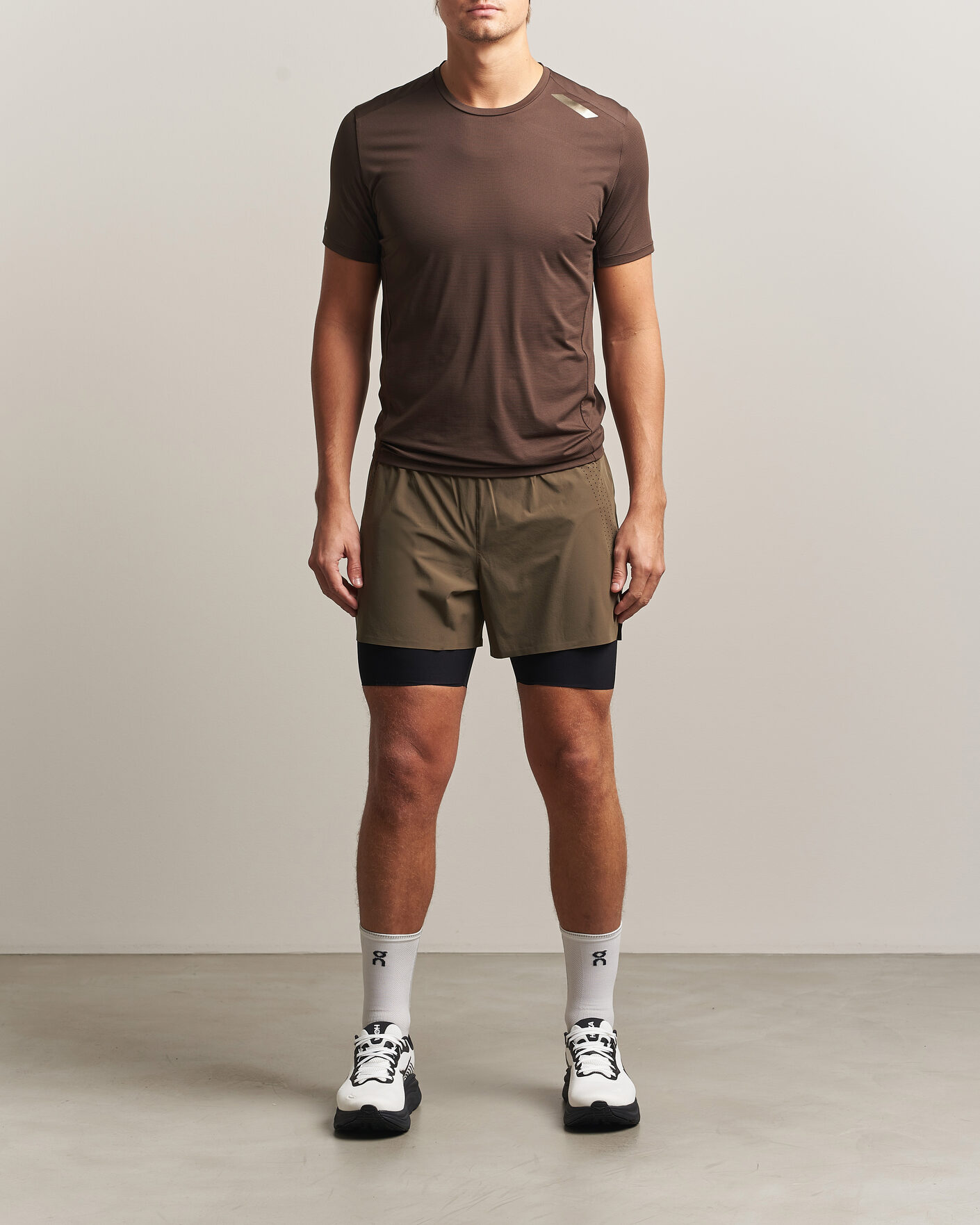 Herre | Shorts | SOAR Running | Dual Run Shorts Khaki
