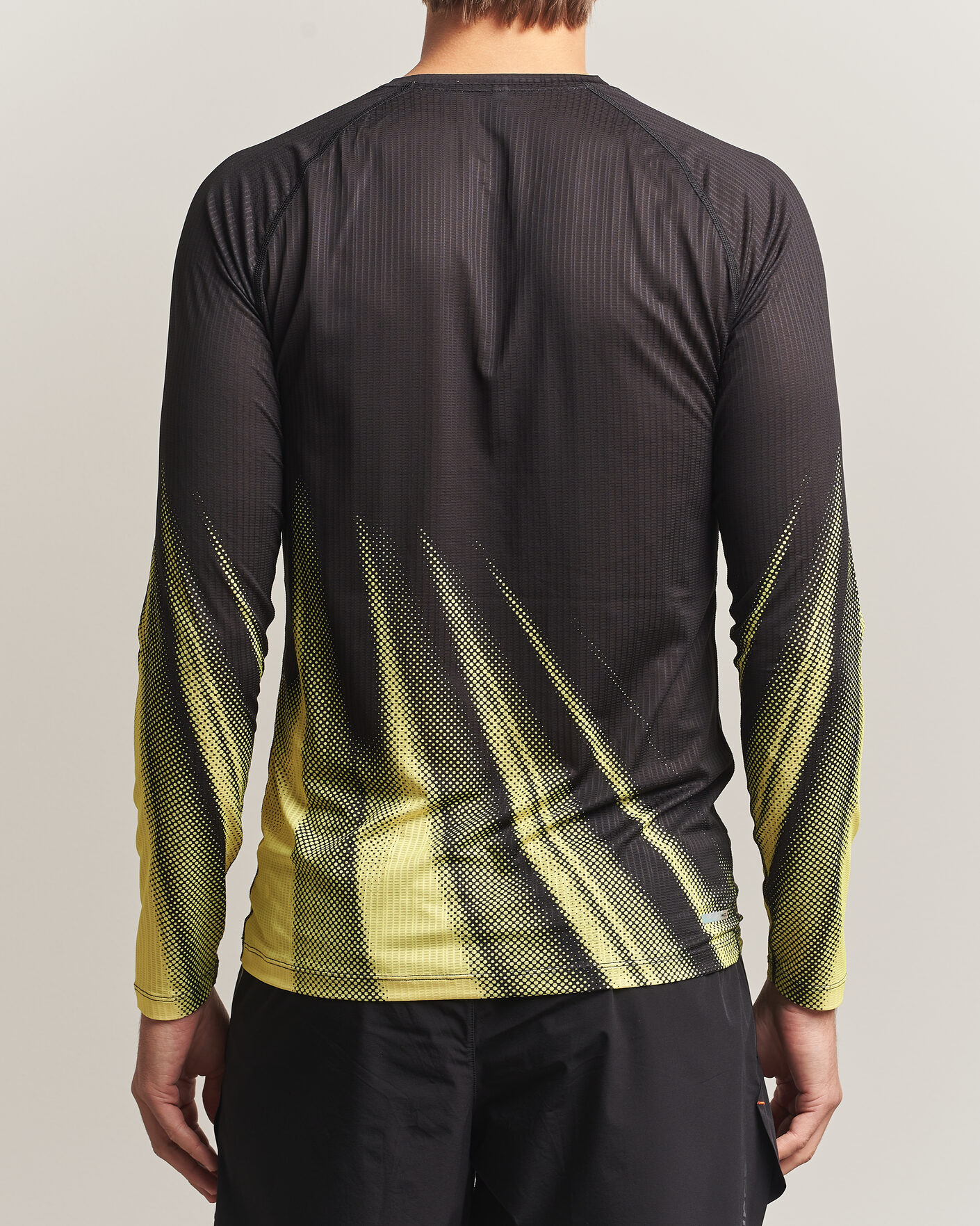 Herre | T-Shirts | SOAR Running | LS Race Base Yellow/Black