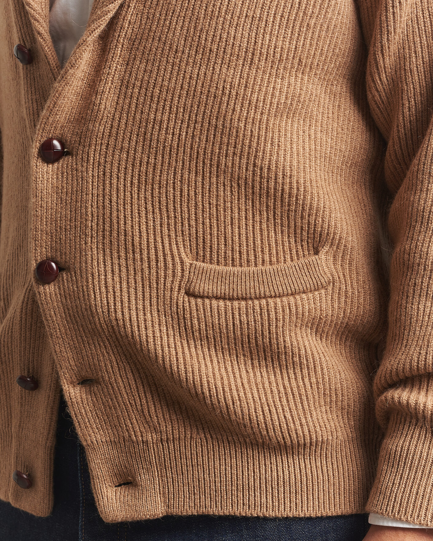 Herre | Gensere | William Lockie | Windsor Camelhair Shawl Cardigan Natural Brown