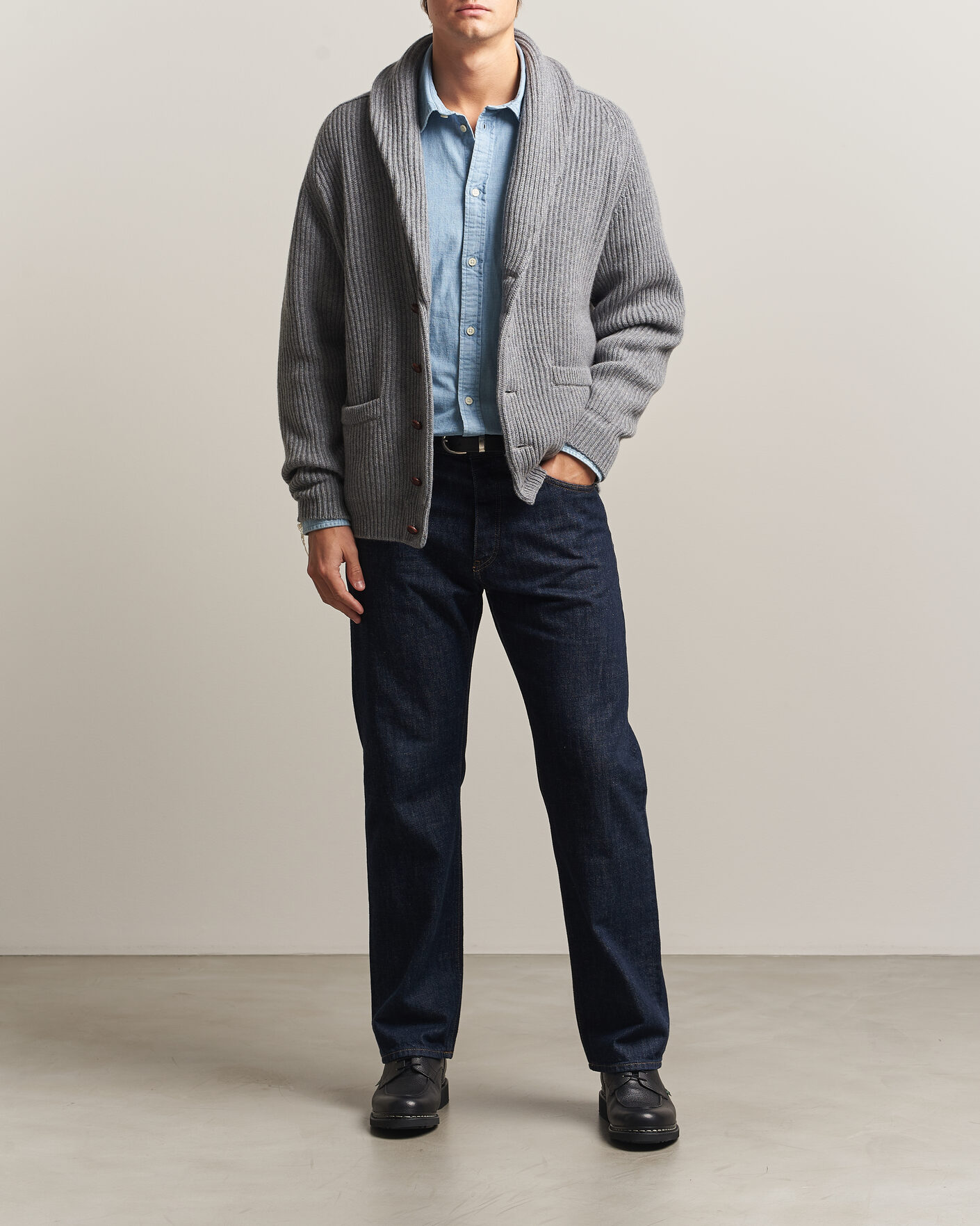 Herre | Gensere | William Lockie | Windsor Cashmere Shawl Cardigan Flannel Grey