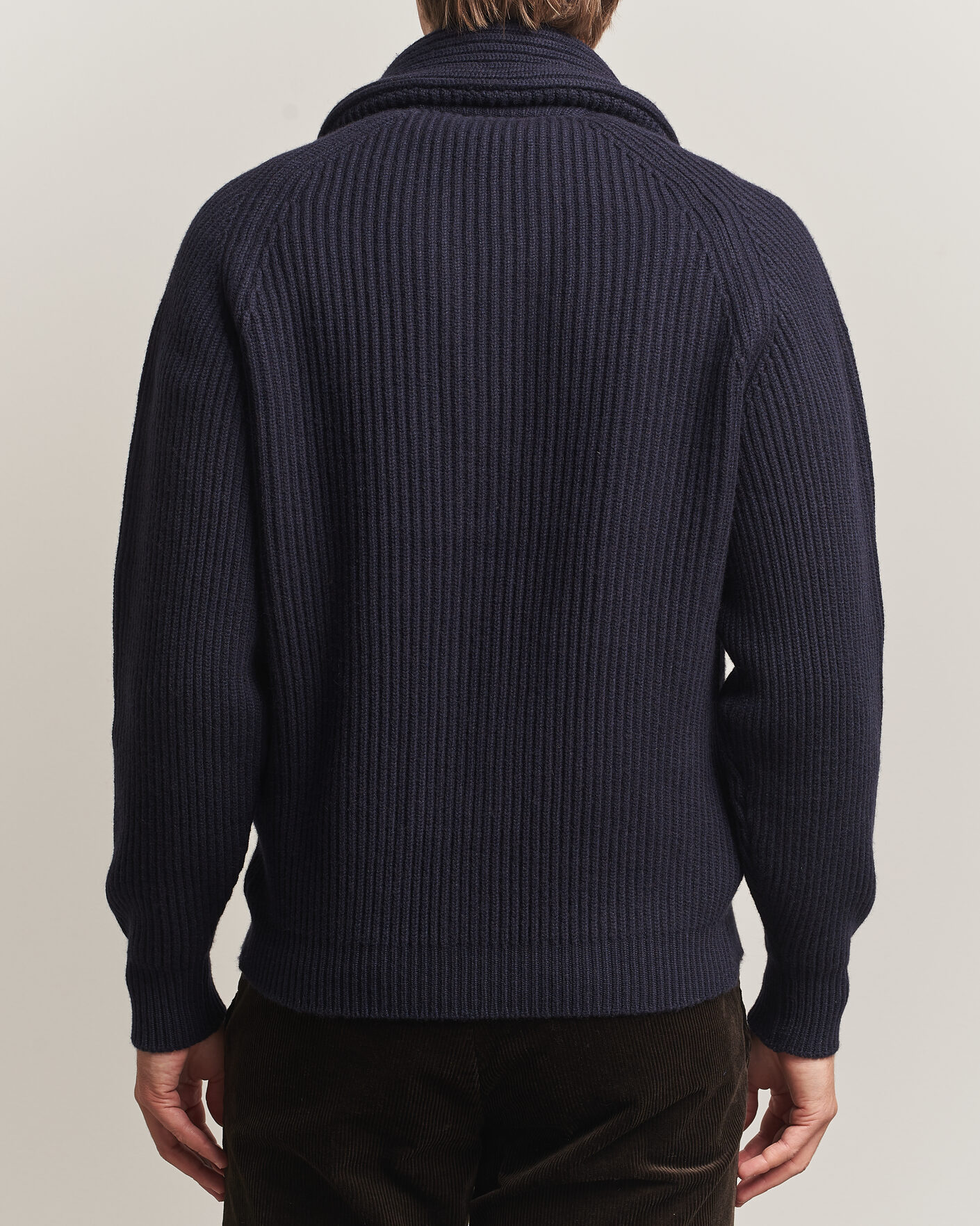 Herre | Gensere | William Lockie | Windsor Cashmere Shawl Cardigan Navy