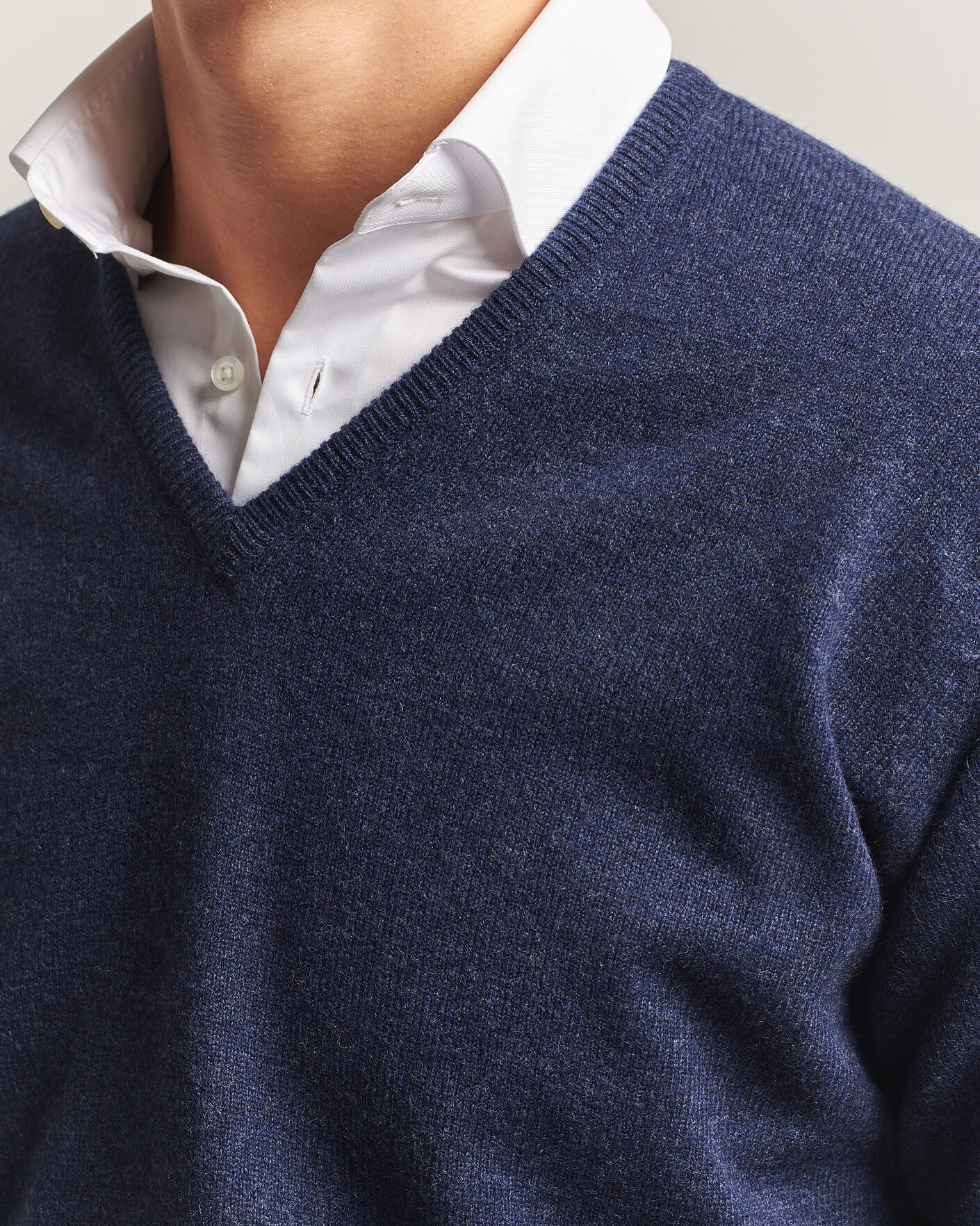 Herre | Gensere | William Lockie | Rob Lambswool V-Neck Astra