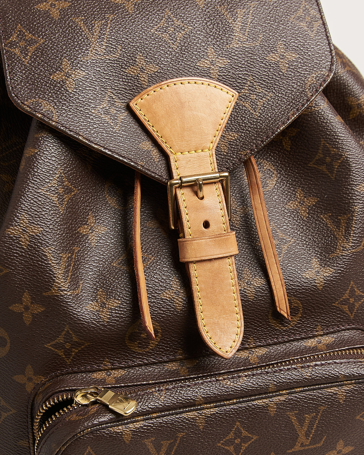 Herre | Pre-Owned & Vintage Bags | Louis Vuitton Pre-Owned | Montsouris GM Backpack Monogram