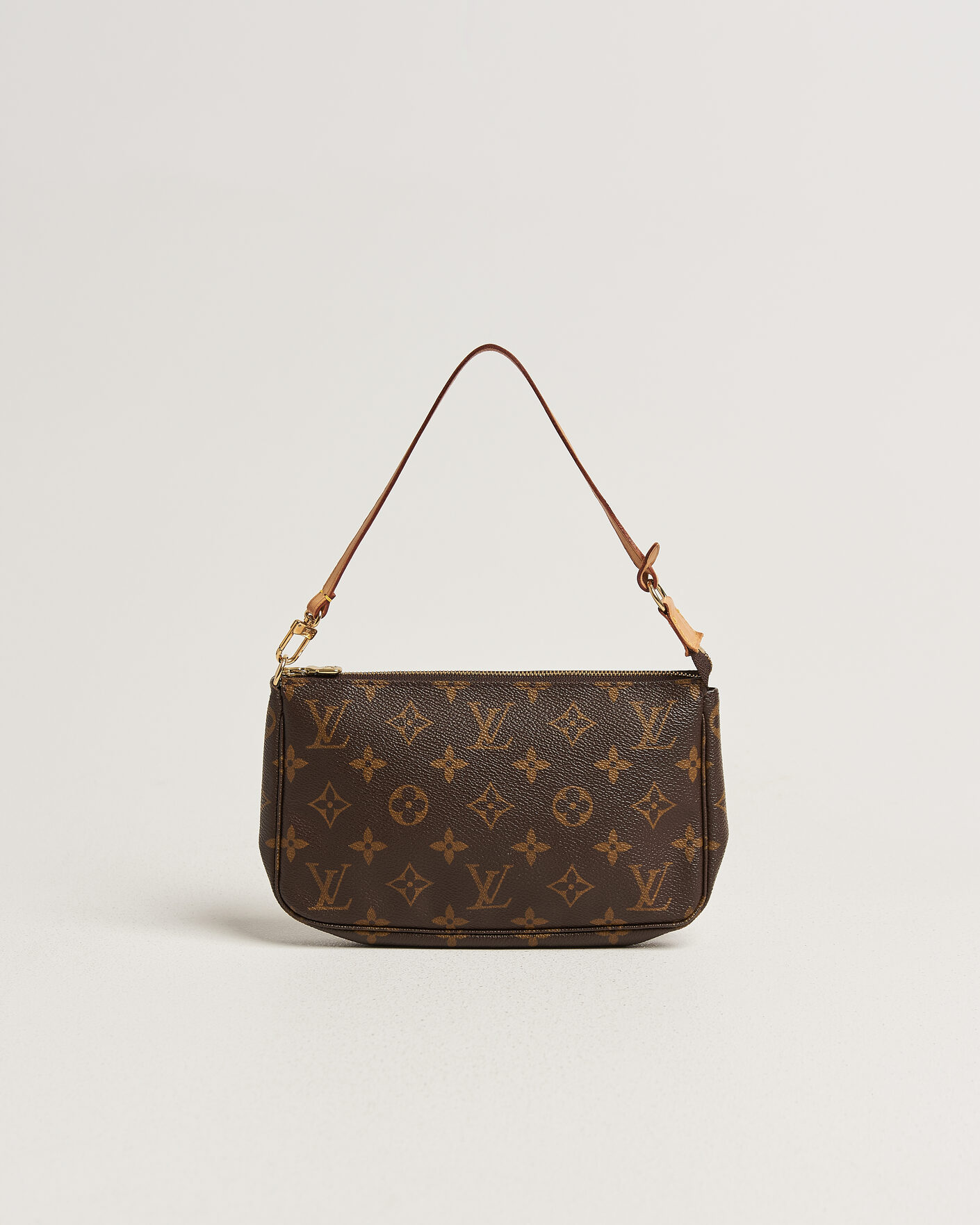 Herre | Pre-Owned & Vintage Bags | Louis Vuitton Pre-Owned | Pochette Accessoires Monogram