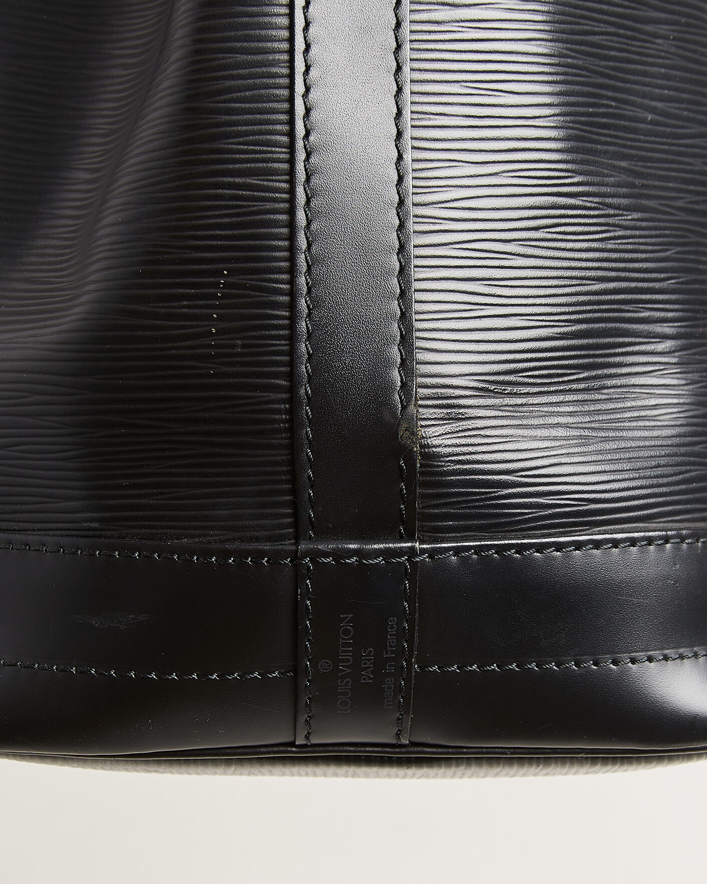 Herre | Pre-Owned & Vintage Bags | Louis Vuitton Pre-Owned | Noé Epi Leather Black
