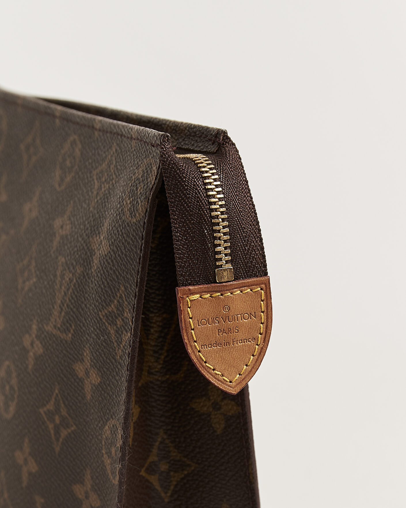 Herre | Pre-Owned & Vintage Bags | Louis Vuitton Pre-Owned | Poche Toilette NM Monogram