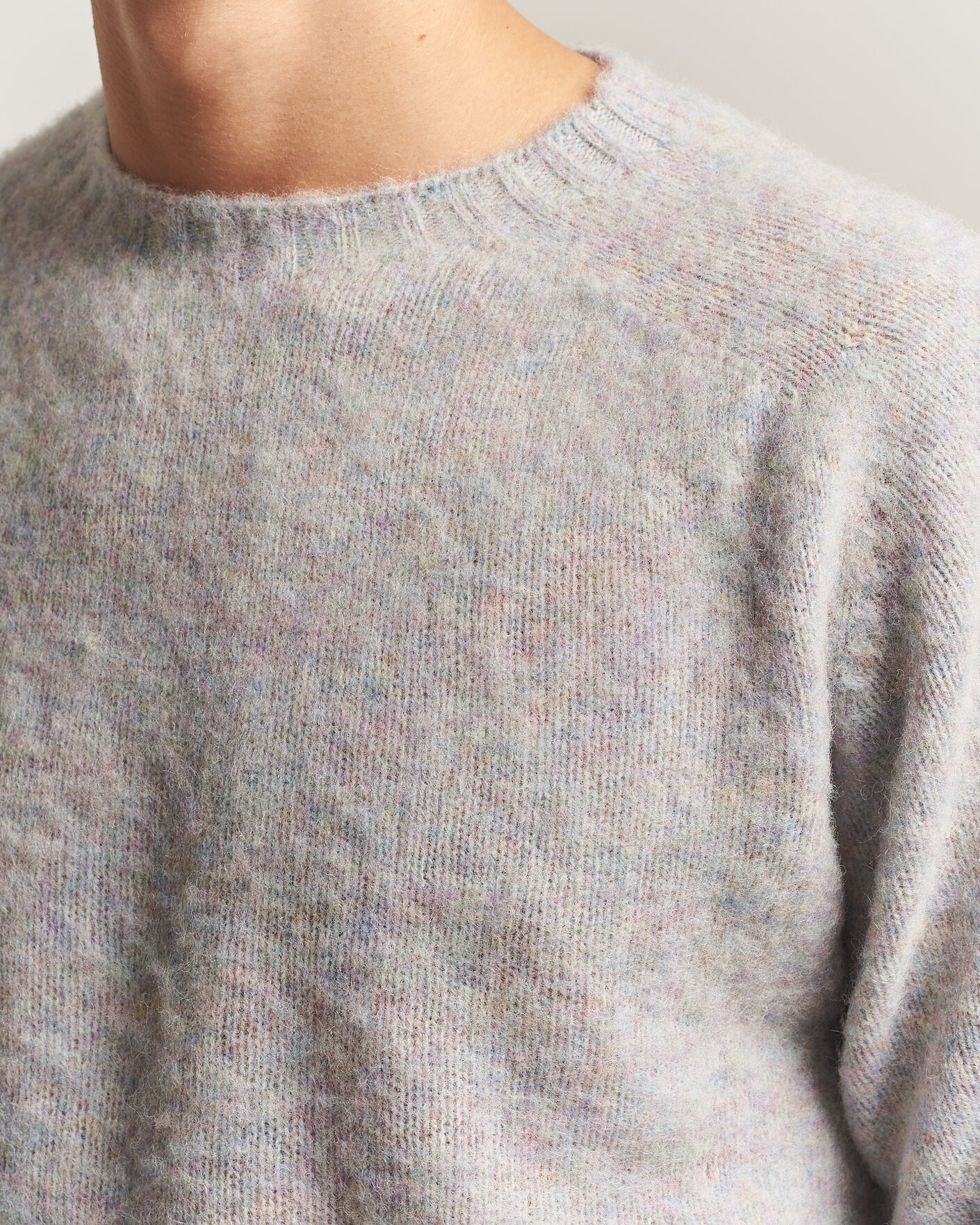 Herre | Gensere | Harley Of Scotland | Brushed Supersoft Lambswool Crewneck Aurora