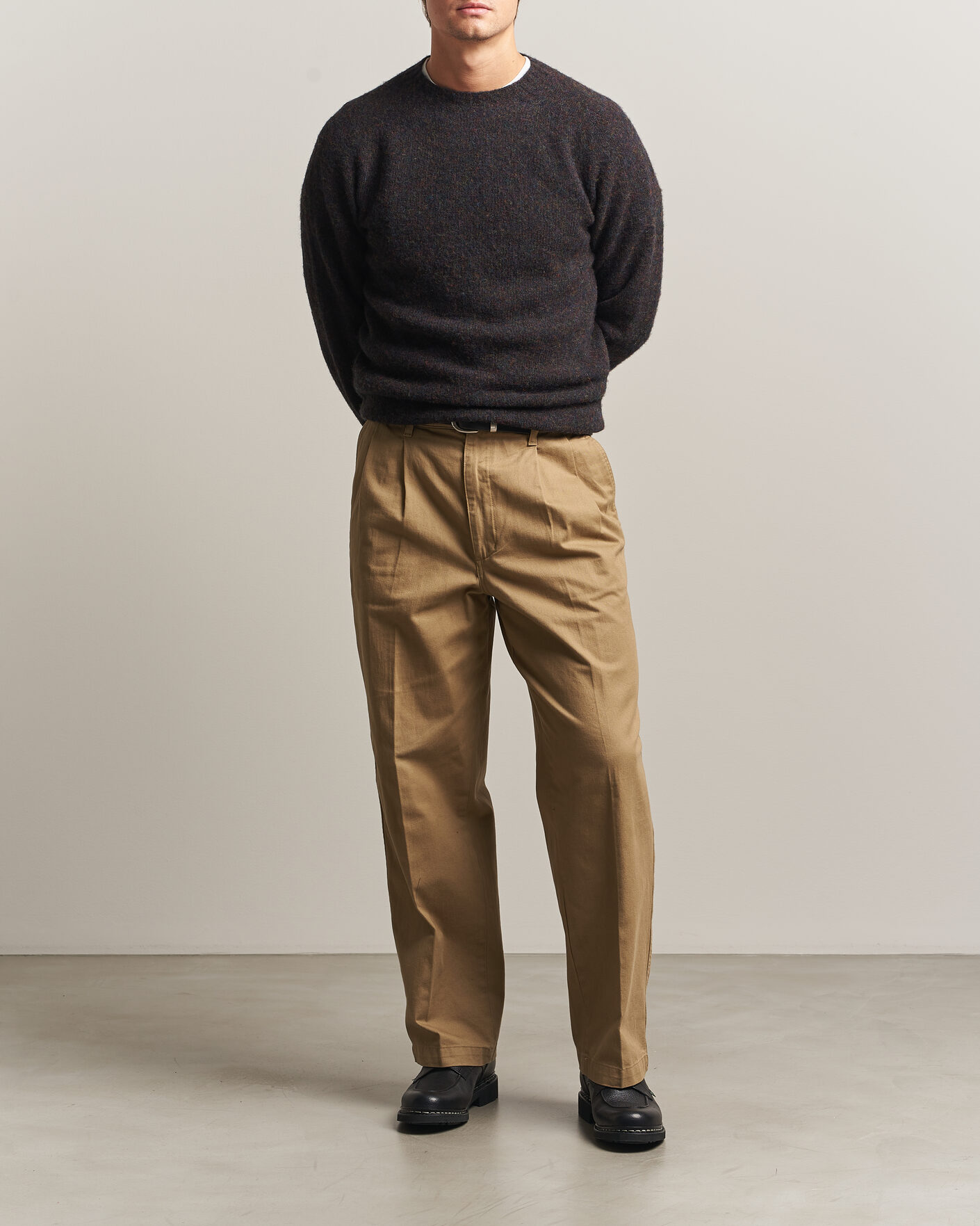 Herre | Gensere | Harley Of Scotland | Brushed Supersoft Lambswool Crewneck Volcano