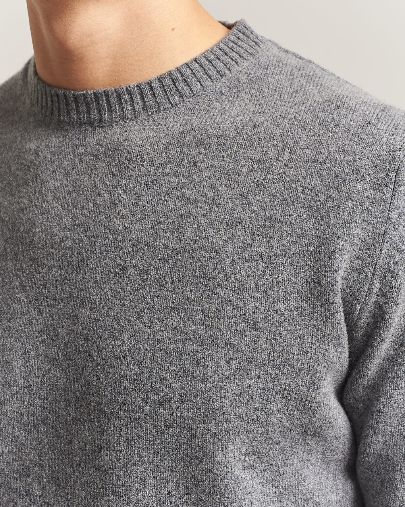 Herre | Gensere | Stenströms | Knitted Lambswool Crew Neck Mid Grey Melange
